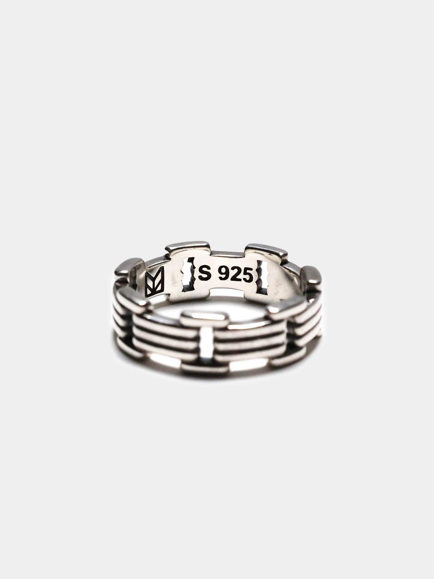 LUI LINK RING (.925 Silver)
