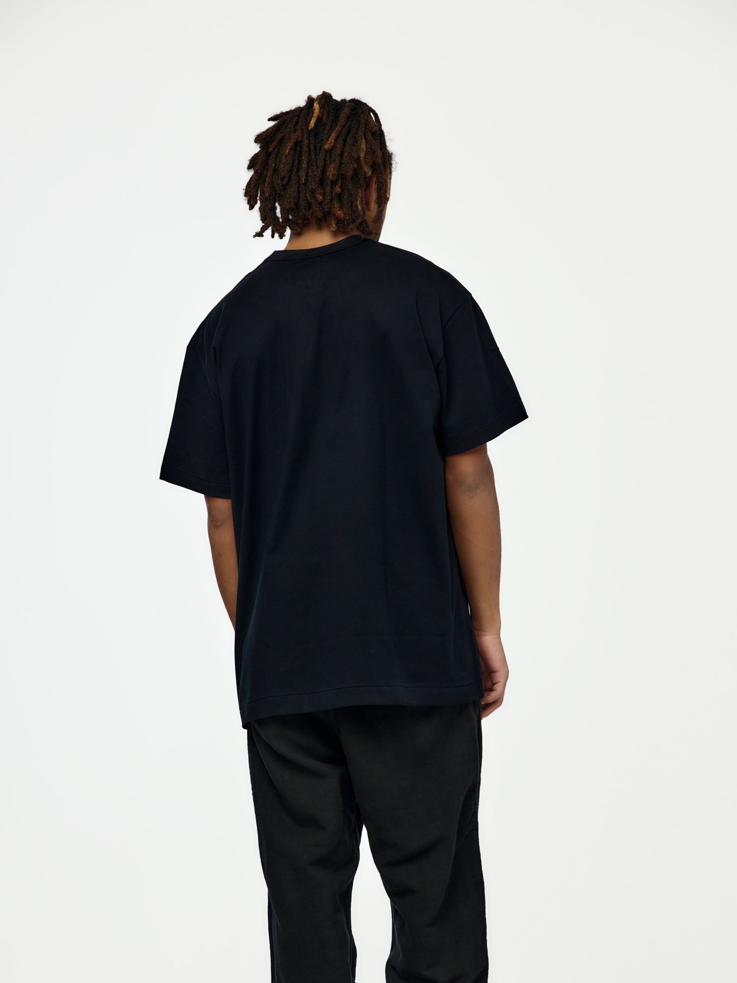MEN'S T-SHIRT (BLACK)