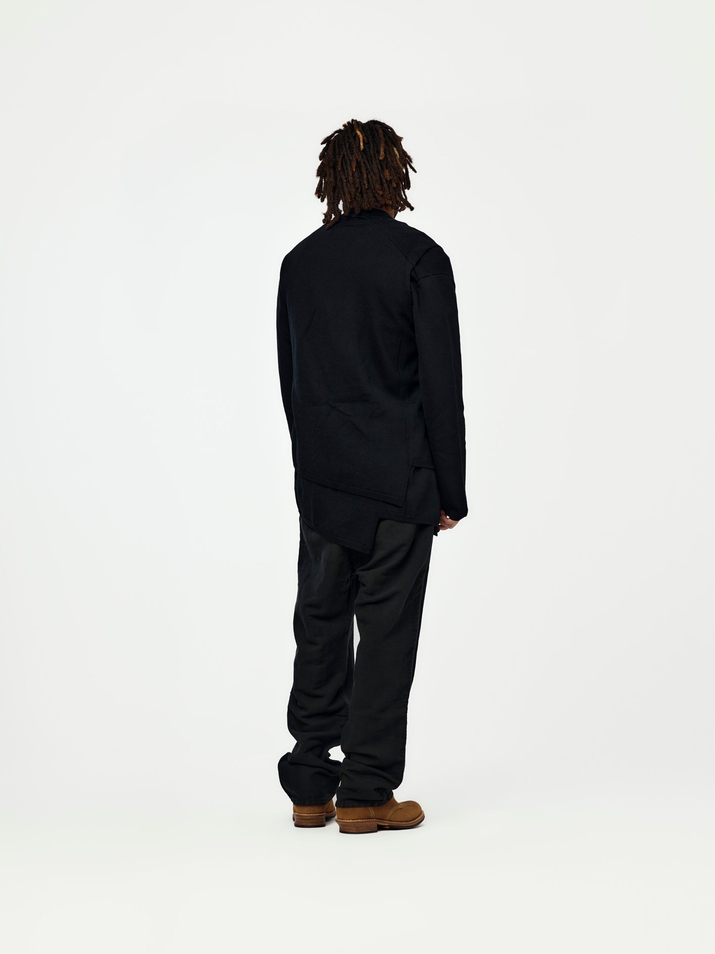 MEN'S SWEATER 2 (BLACK)