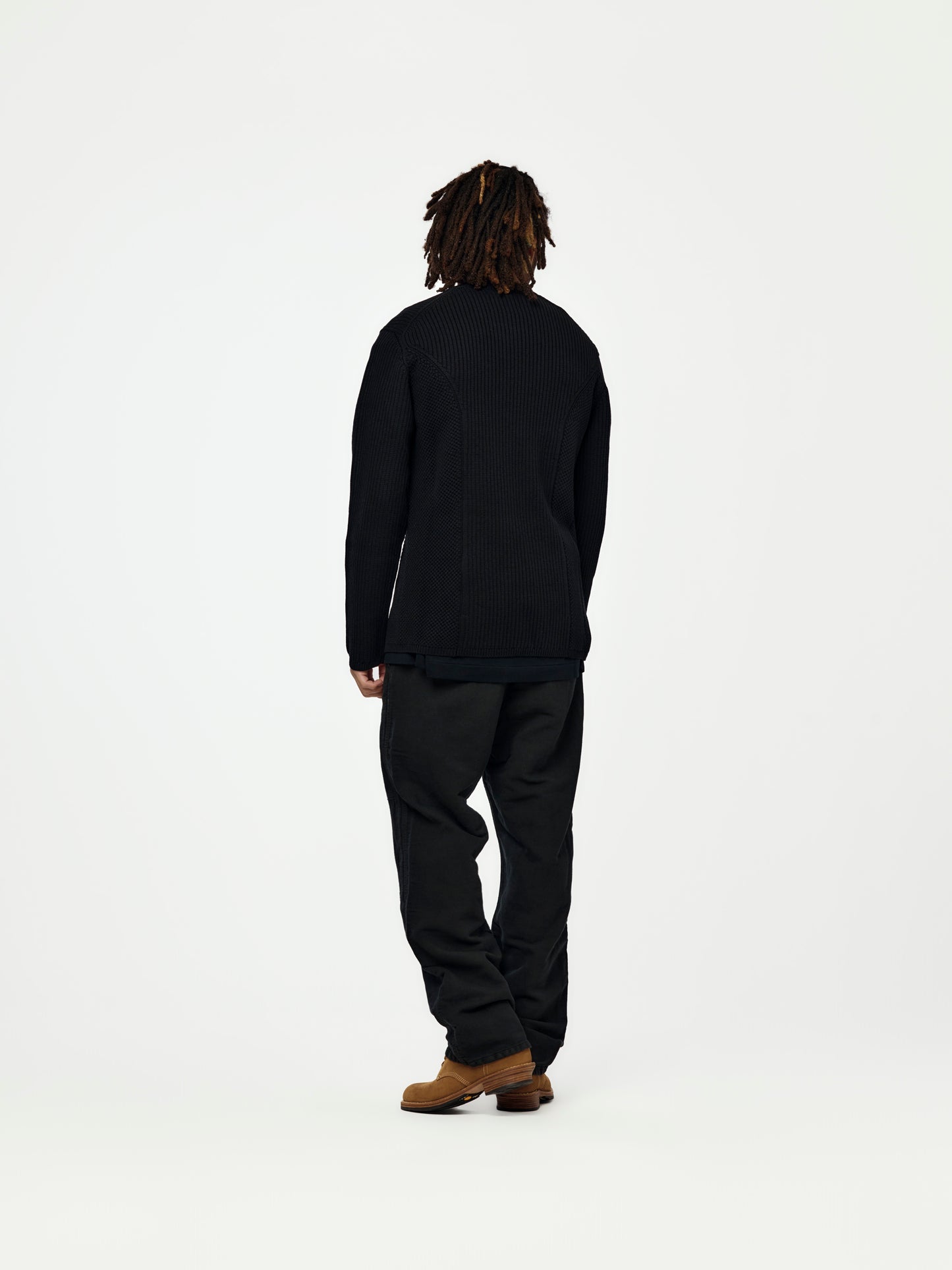 MEN'S SWEATER (BLACK)