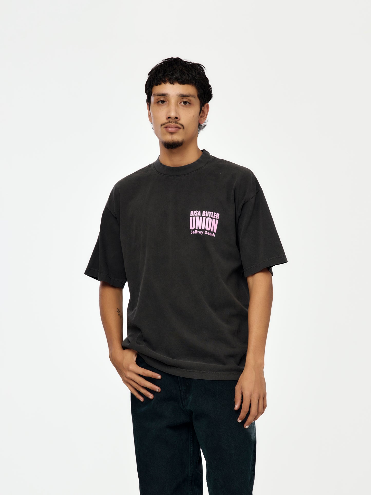 BISA FRONT TEE (VINTAGE BLACK)