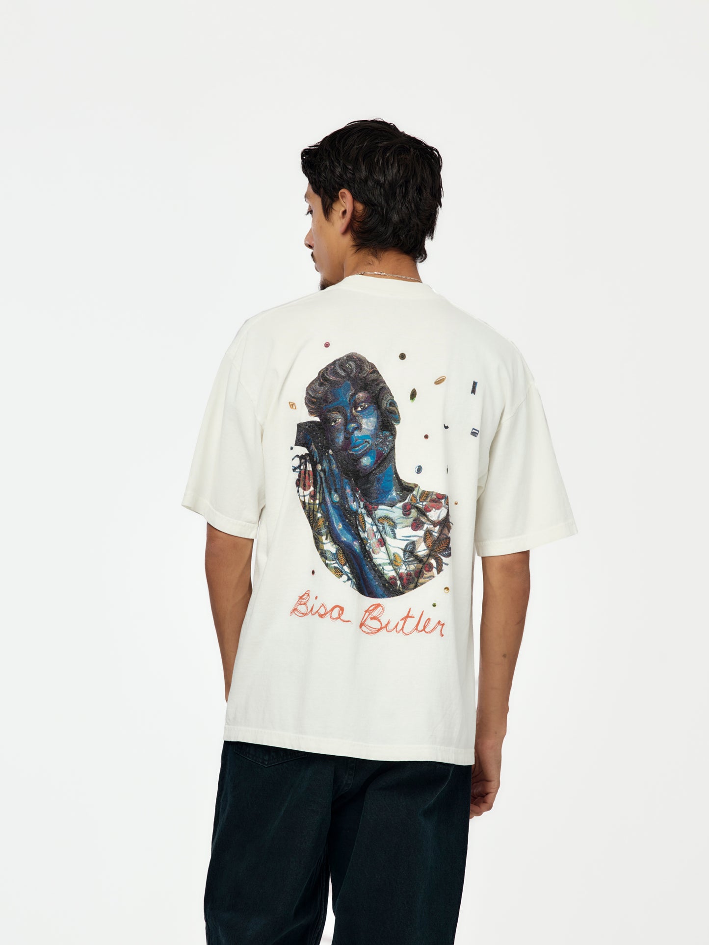 UN BISA PORTRAIT TEE (OFF WHITE)