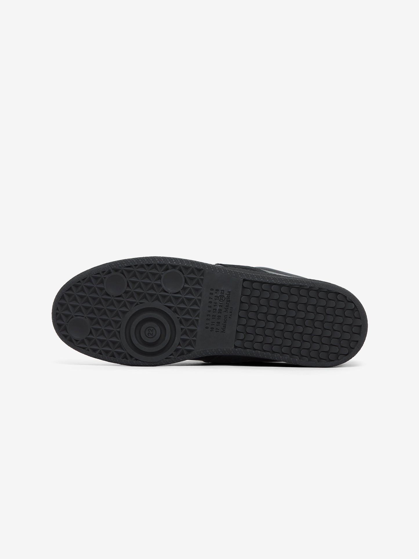 Replica (Triple Black)