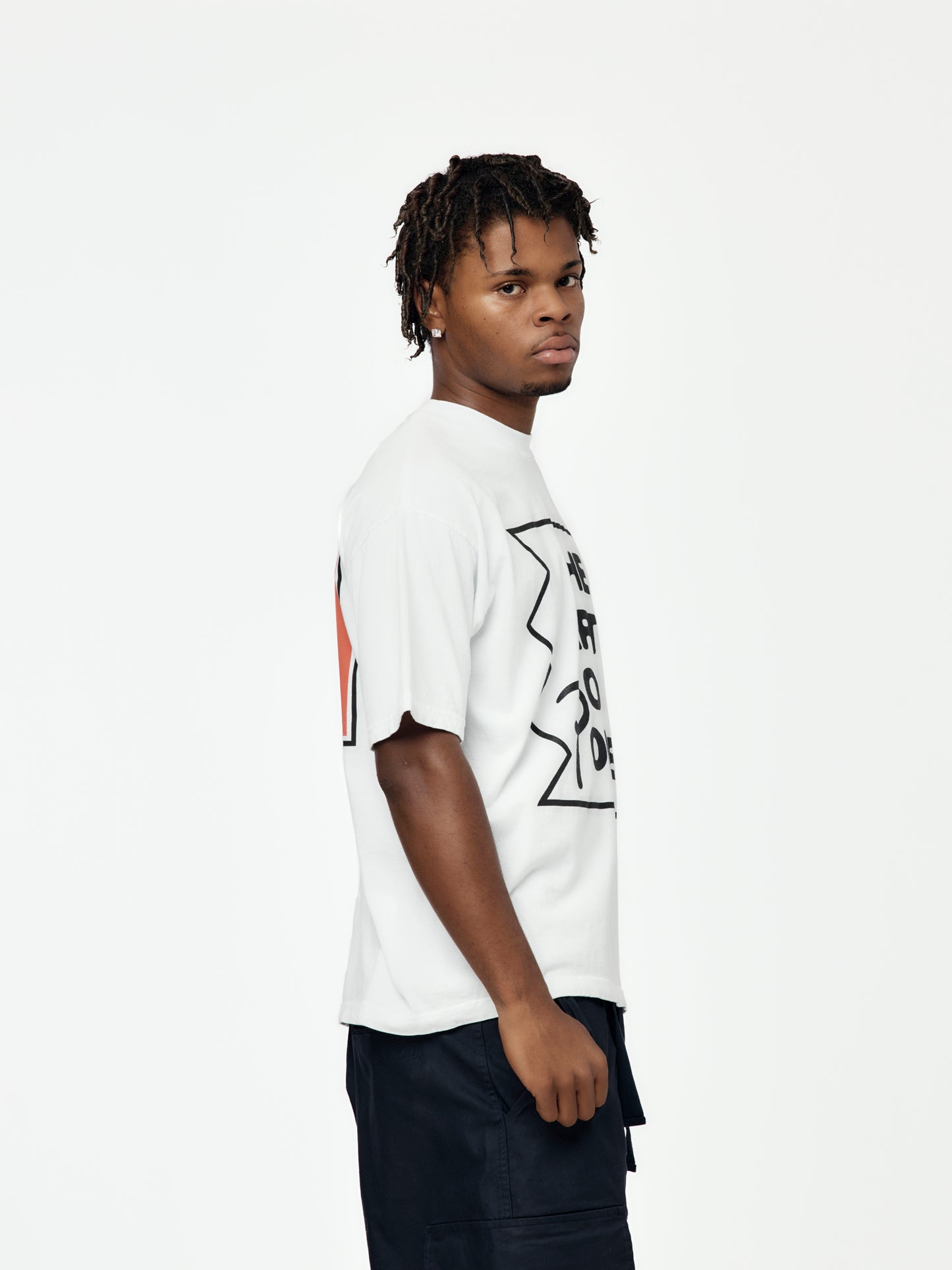 PATTA POISE TEE (WHITE)