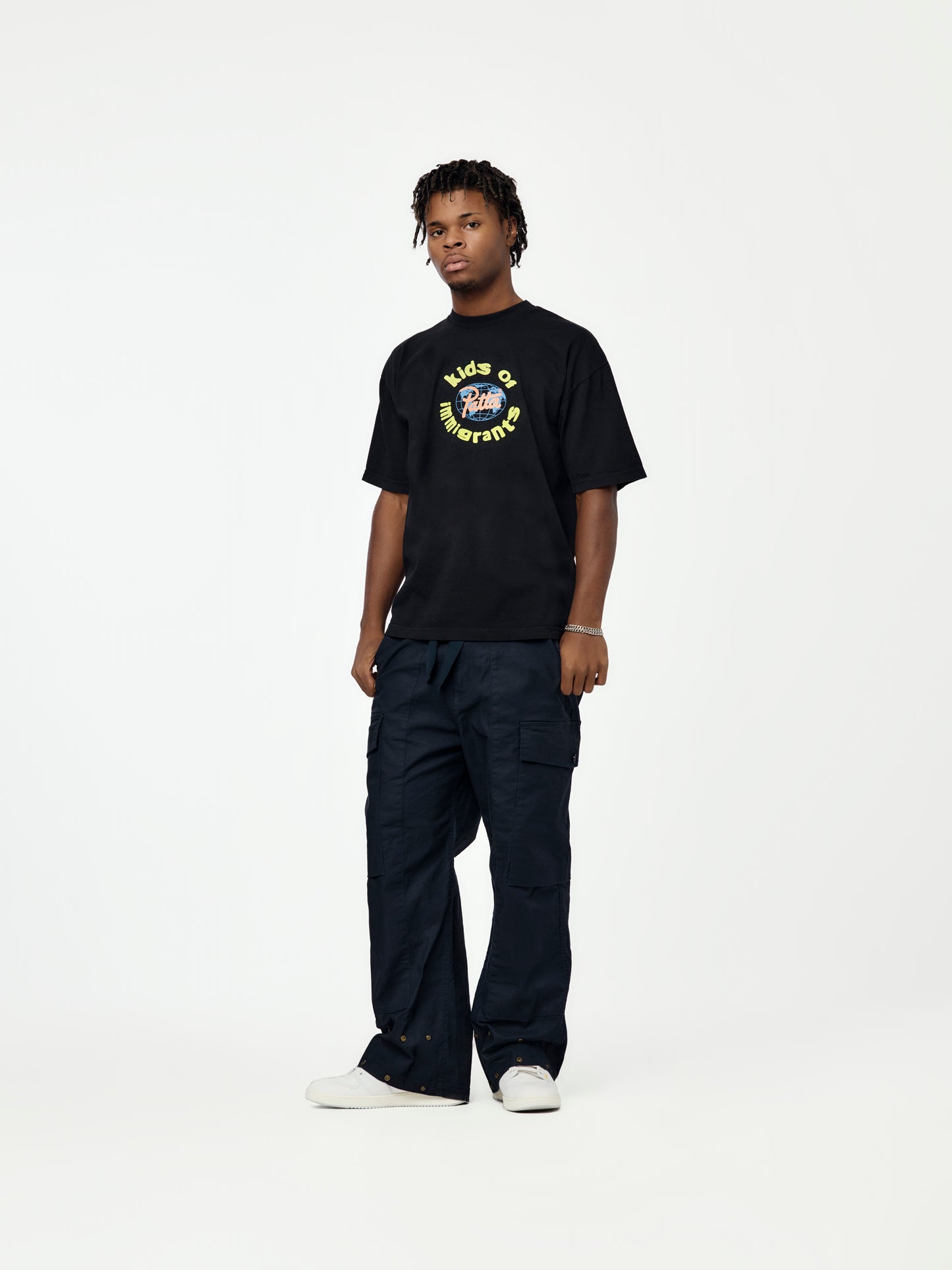 KOI EACH ONE TEE