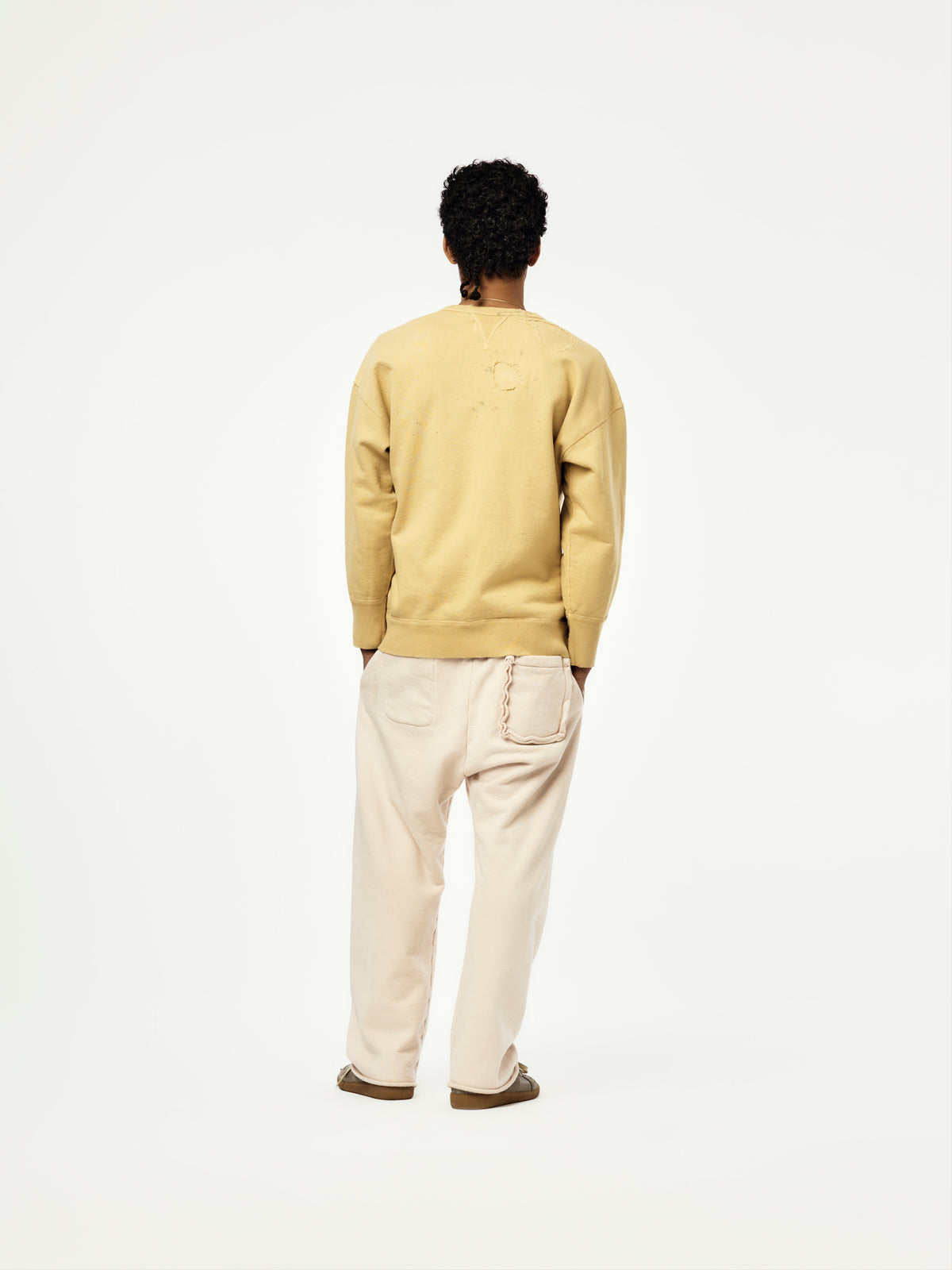 Repaired Faded Double V Sweatshirt (Khaki Yellow)