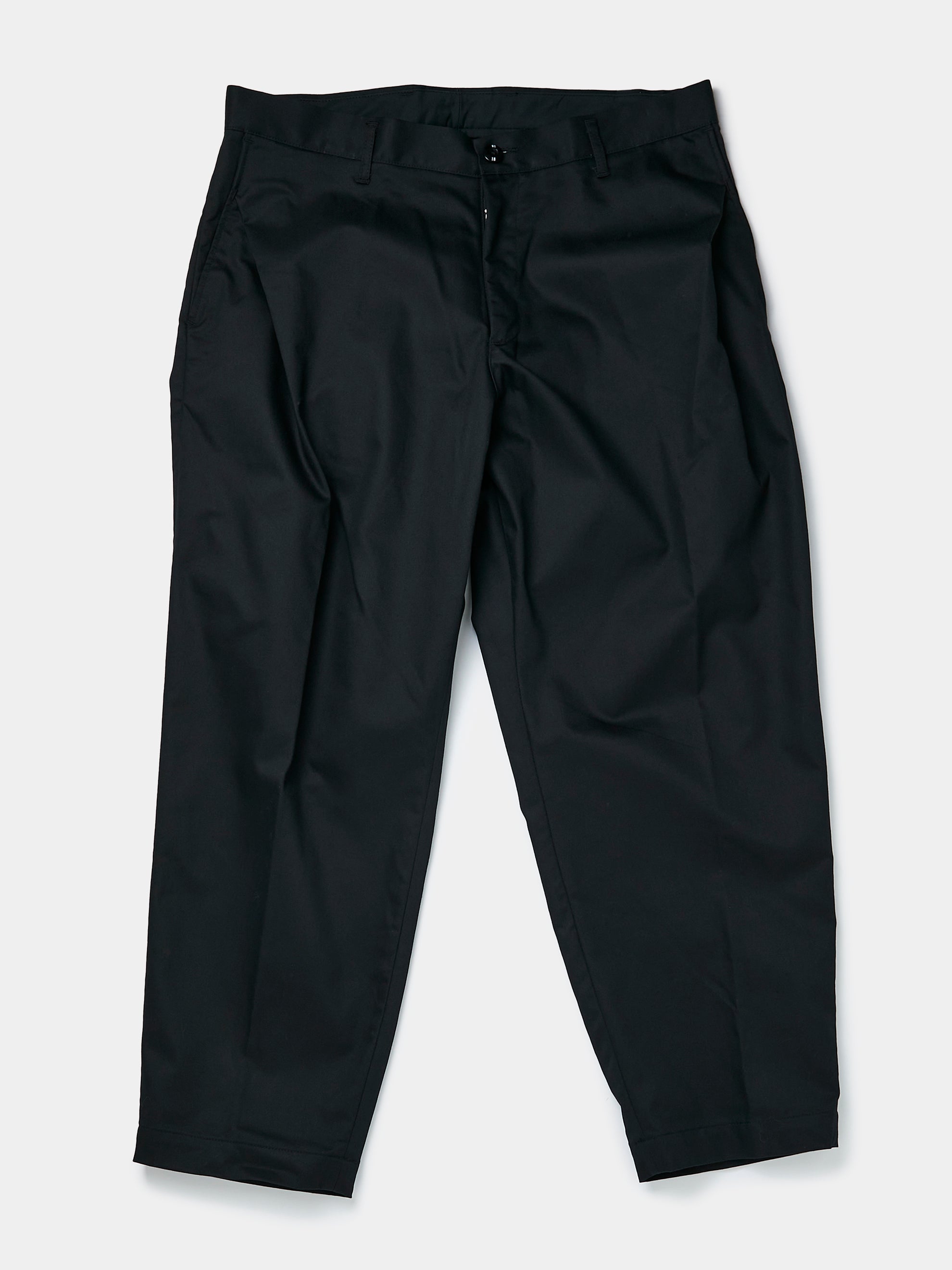 SLANTED TUCK PANTS (BLACK)