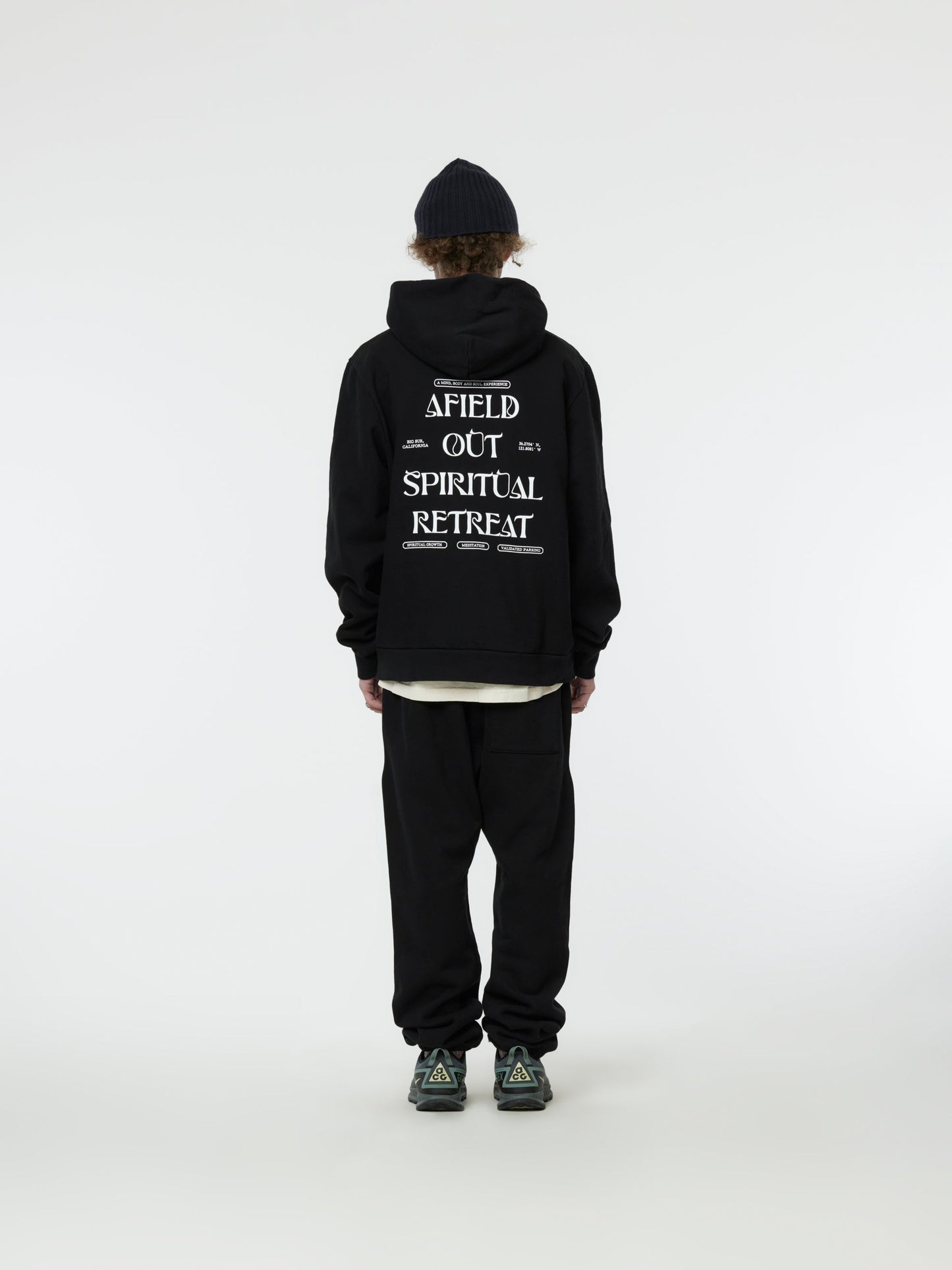 RETREAT HOODIE