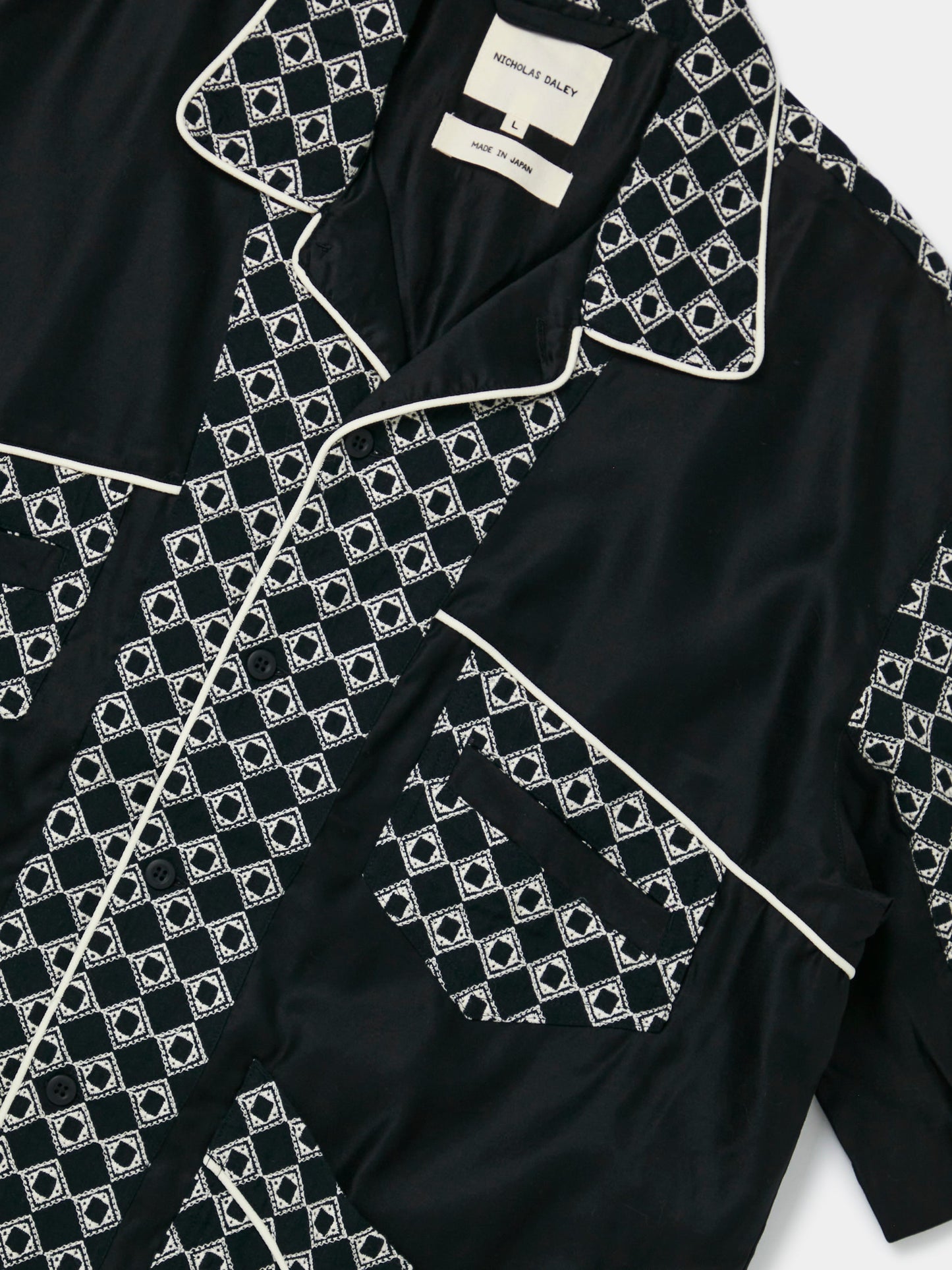MENTO SHIRT (Black)