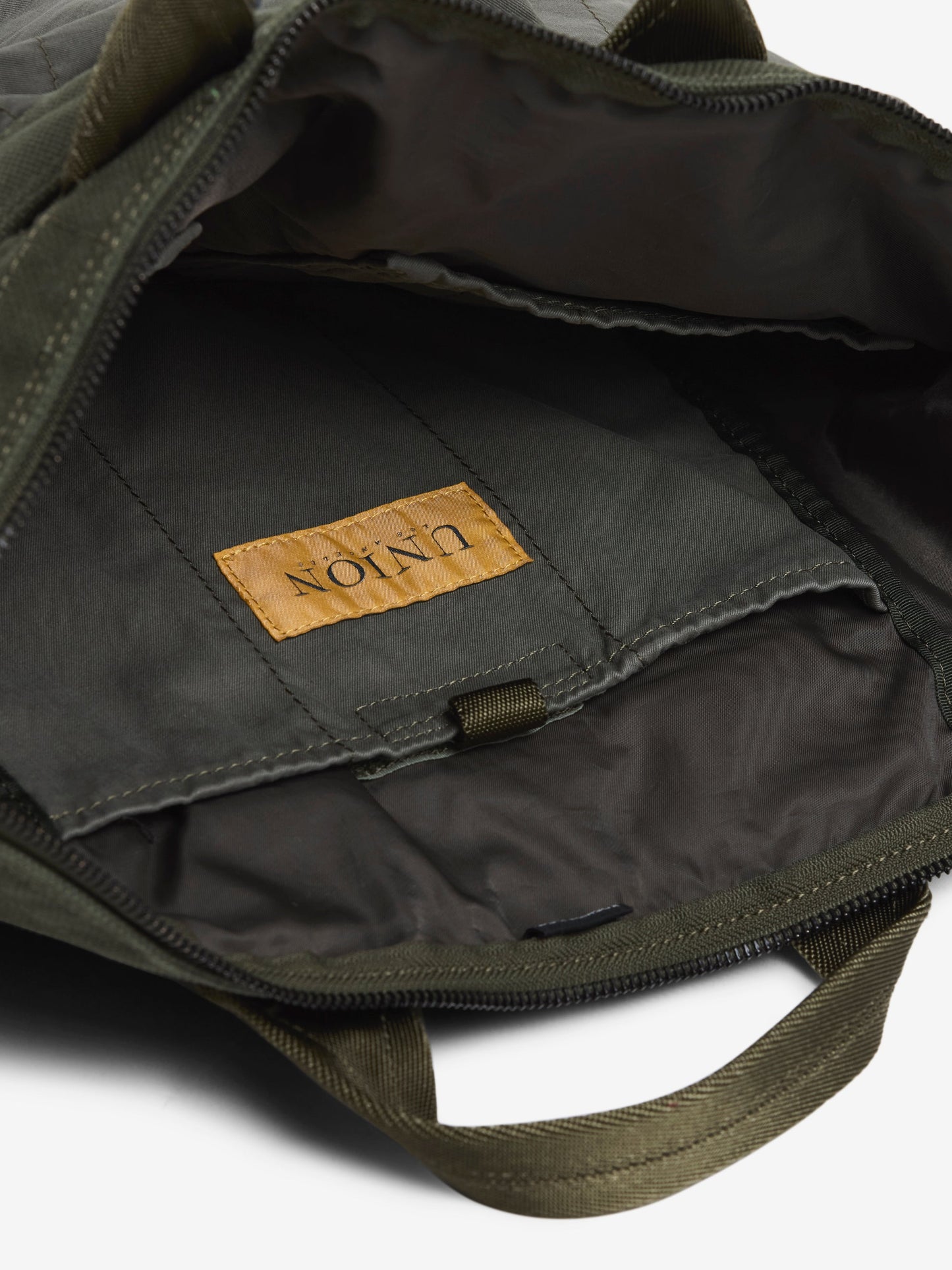 UNION X POTR 2WAY HELMET BAG (Olive)