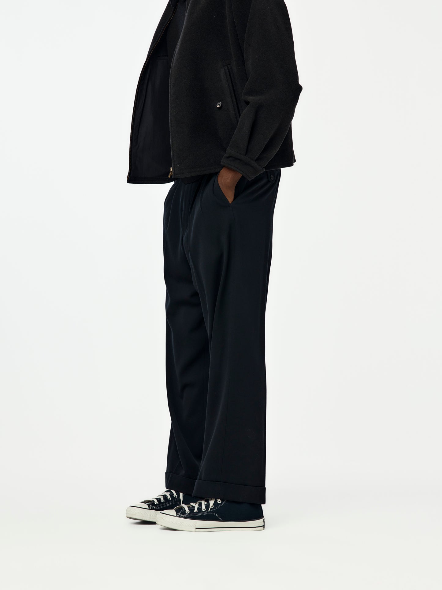 Wool Wide Tapered Trousers (Navy) SIS