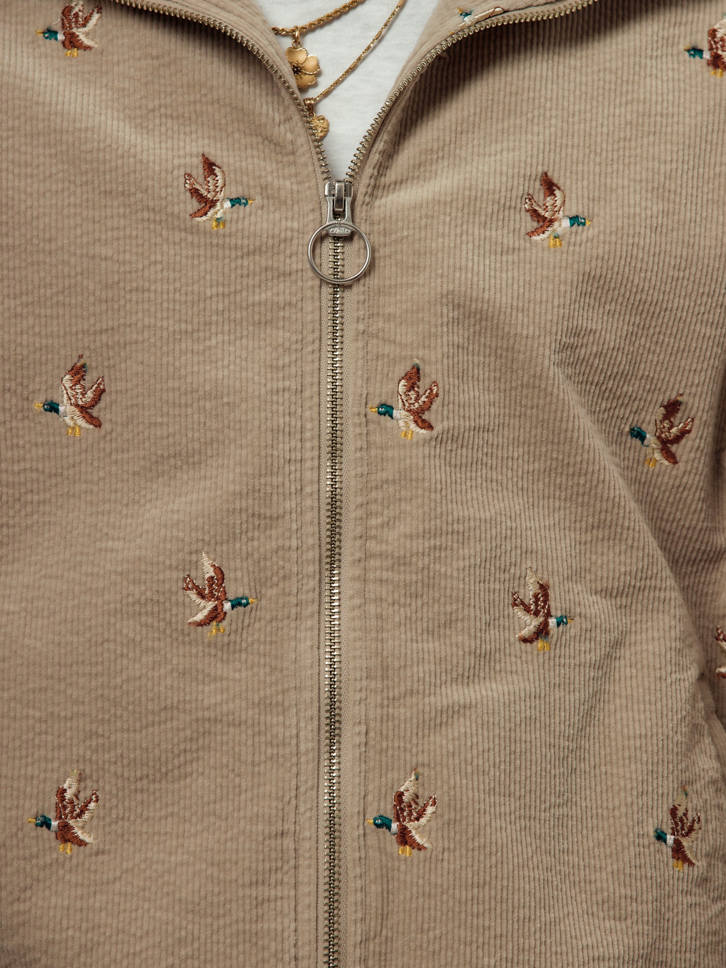 11W Stretch Corduroy DUCK Embroidery Track JKT (Banner Stripe)