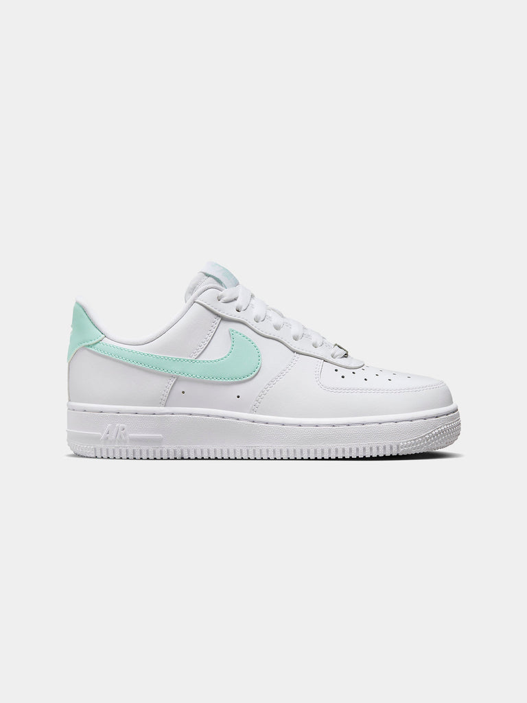 Nike Air Force 1 07 White Green