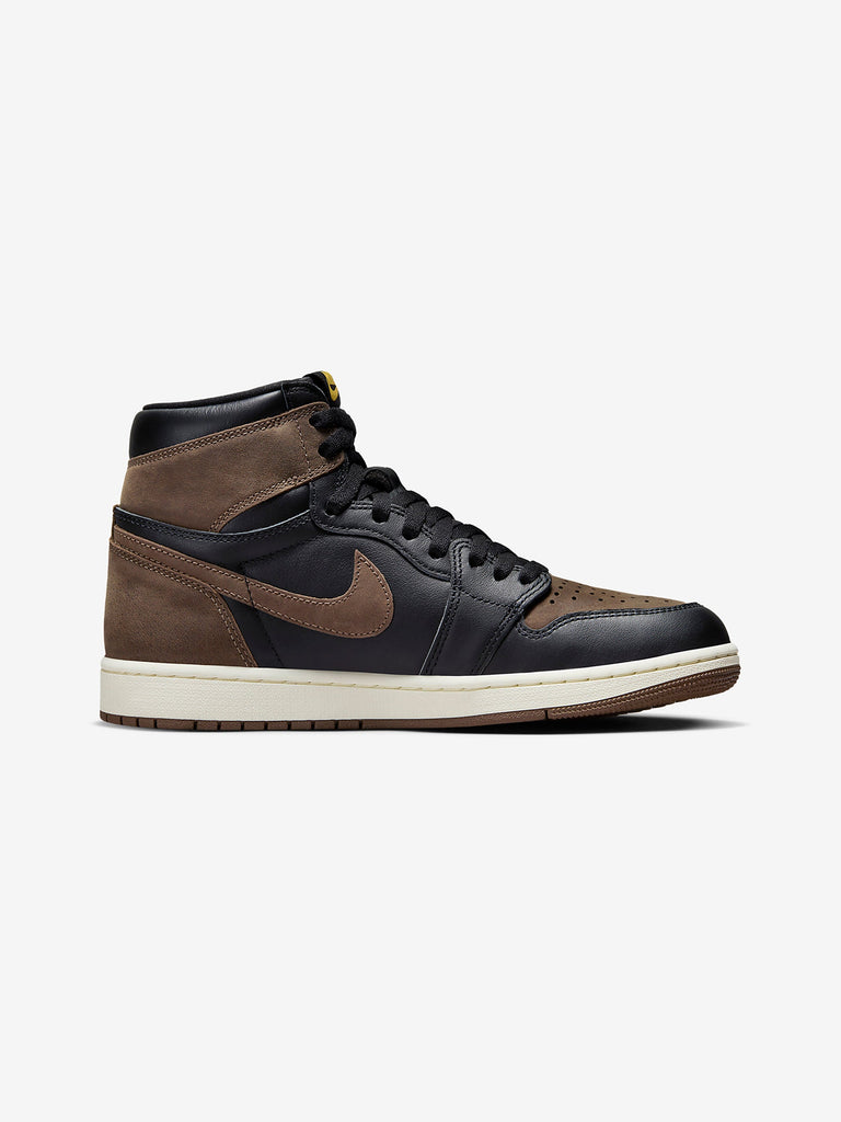 Buy Jordan Brand Air Jordan 1 Retro High OG (Black/Metallic Gold