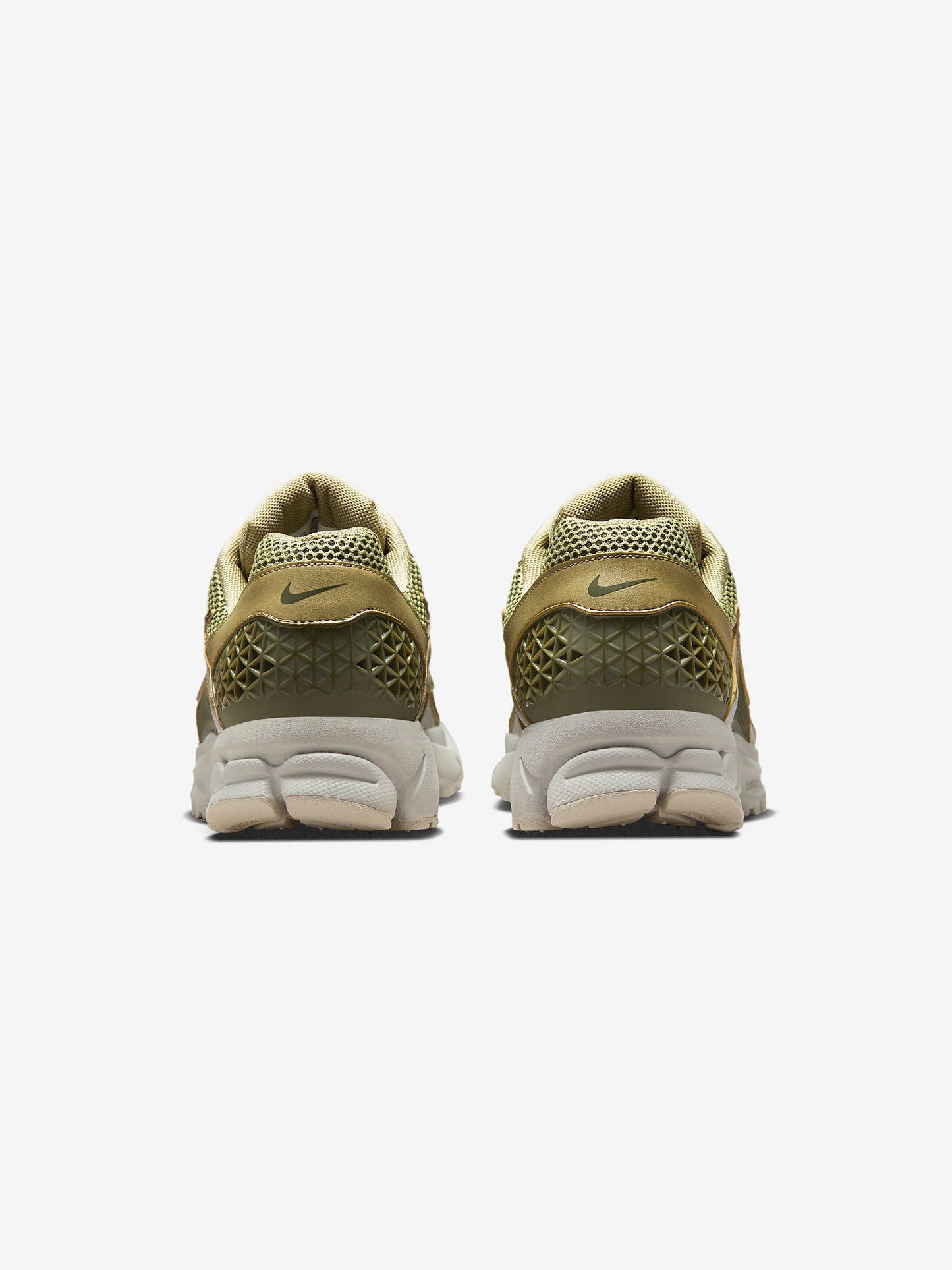 Nike Zoom Vomero 5 (Olive)