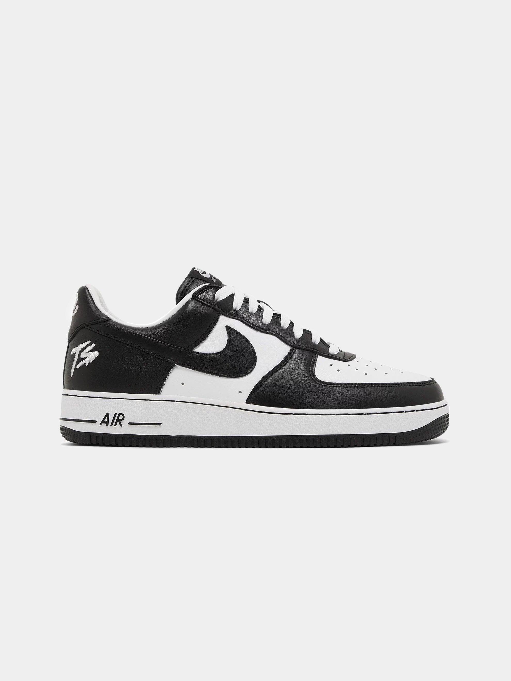 Nike Jr Air Force 1 Emb Shoes Black
