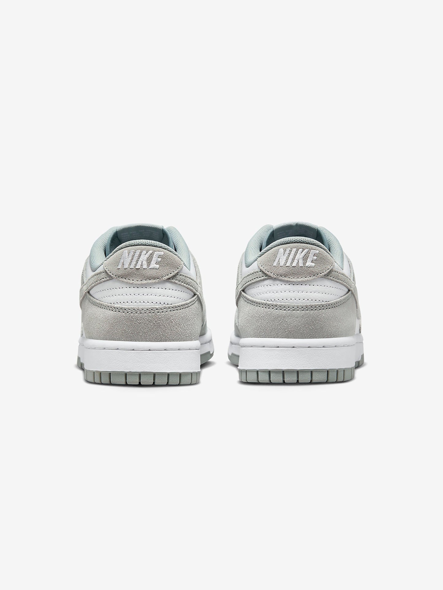 Nike Dunk Low Retro SE (White/Light Pumice)