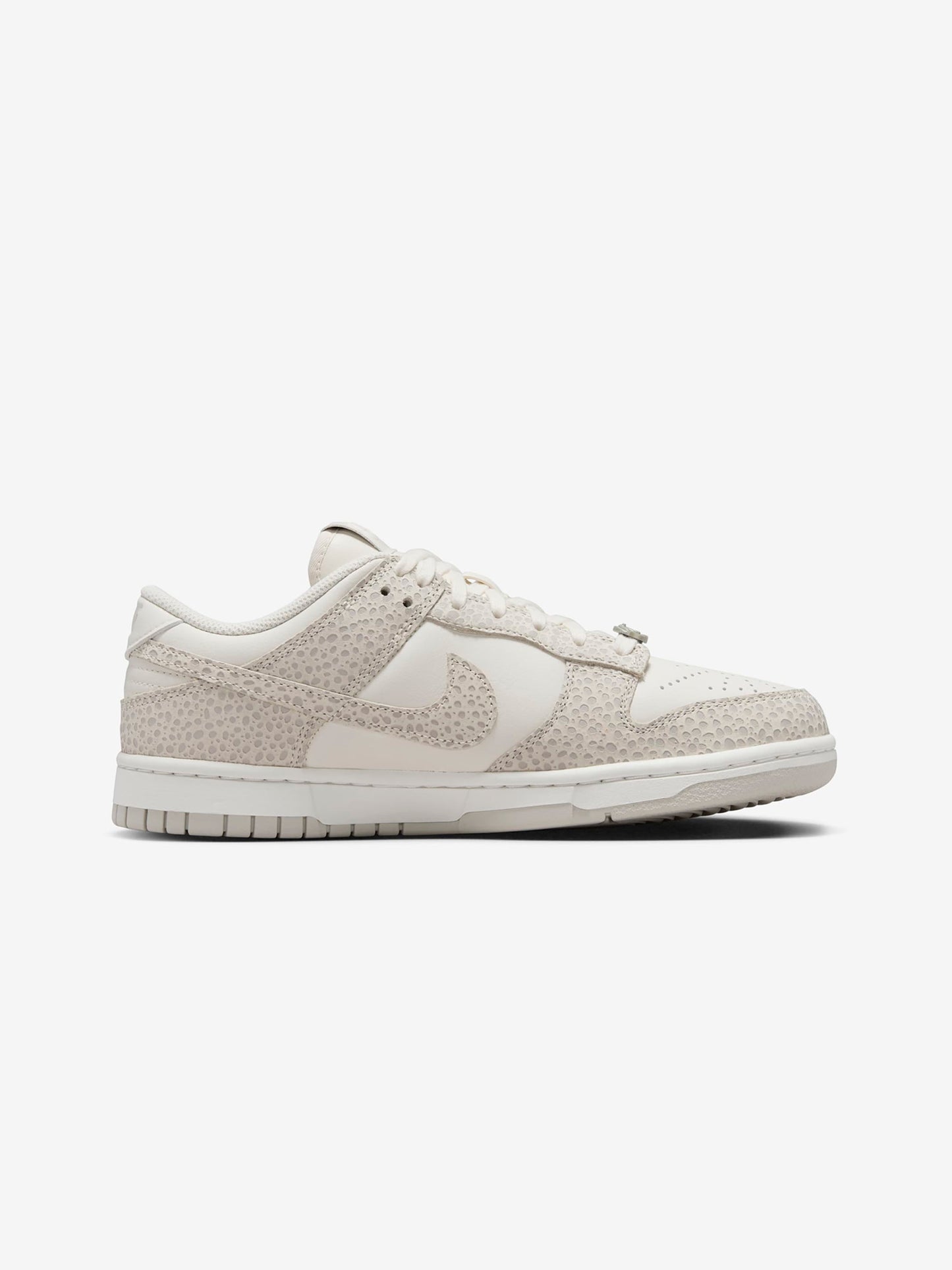 W Nike Dunk Low Premium (Phantom/Photon Dust/Lt. Smoke Grey)