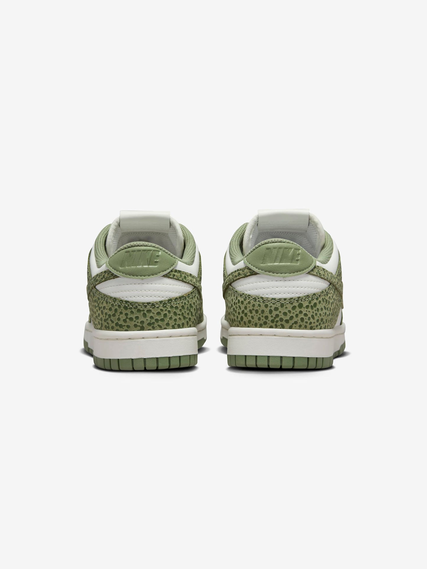 W Nike Dunk Low Premium (Oil Green/Treeline/Sail)