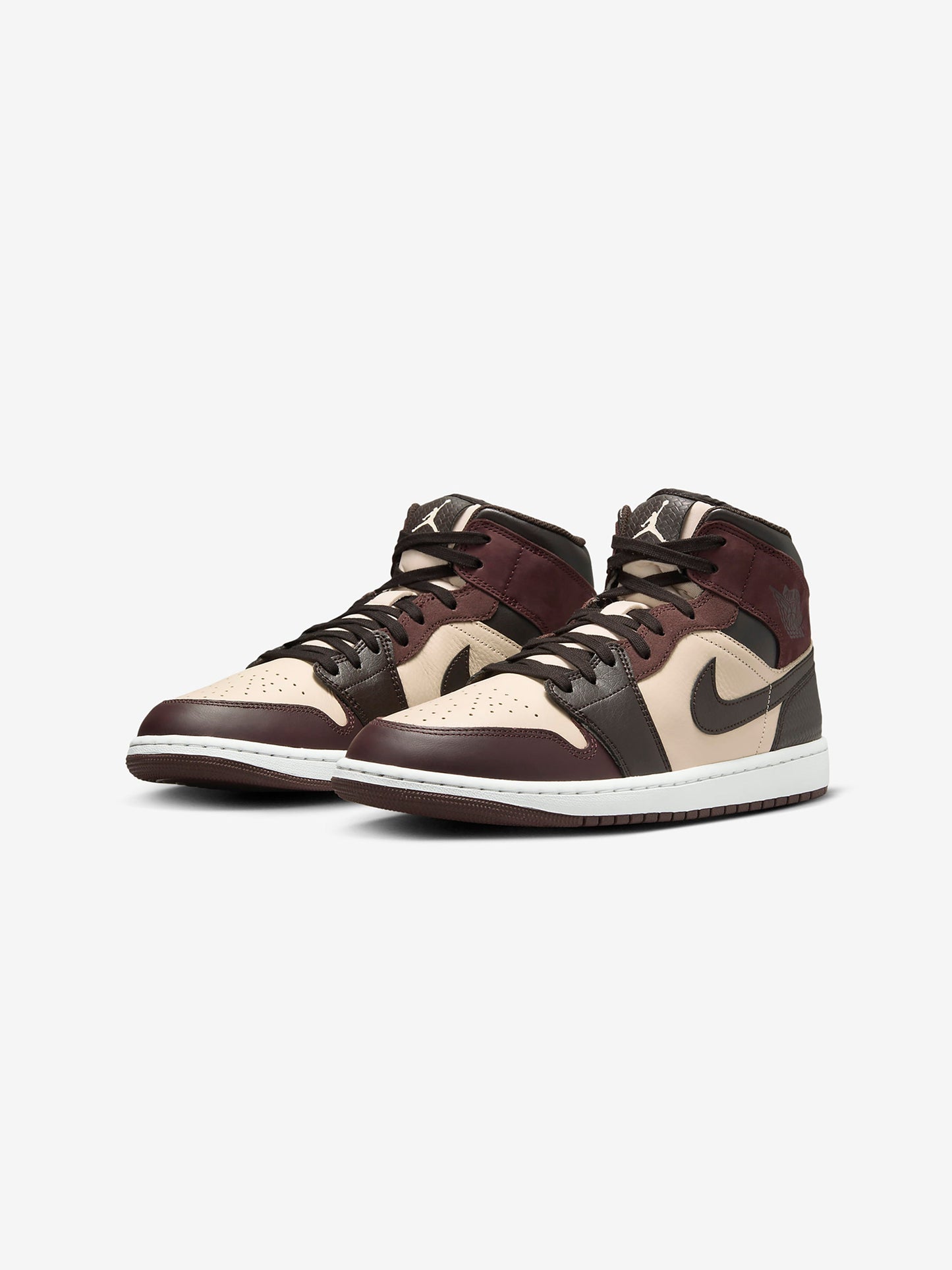 Air Jordan 1 Mid SE (Velvet Brown/Earth/Sanddrift)