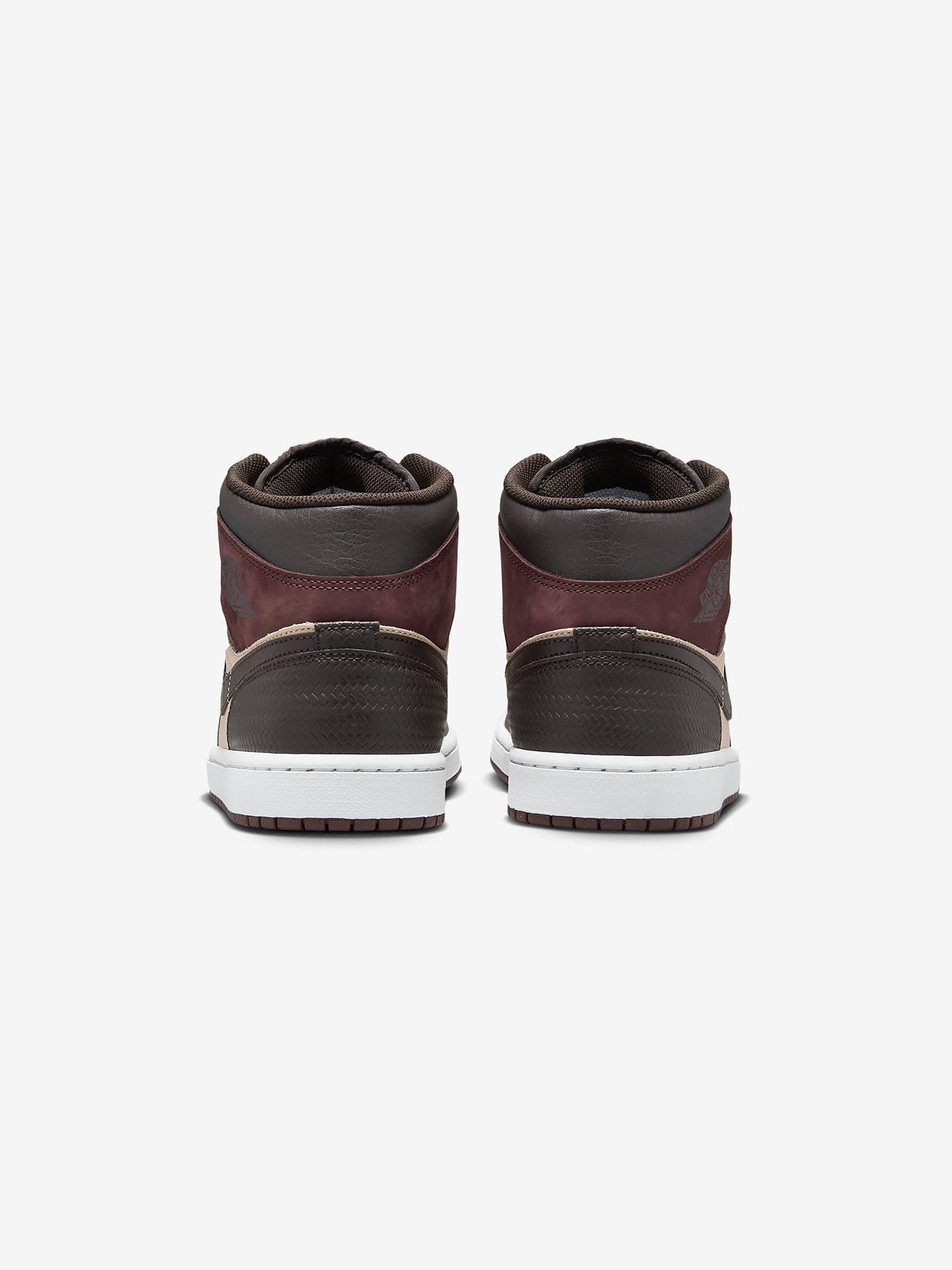 Air Jordan 1 Mid SE (Velvet Brown/Earth/Sanddrift)