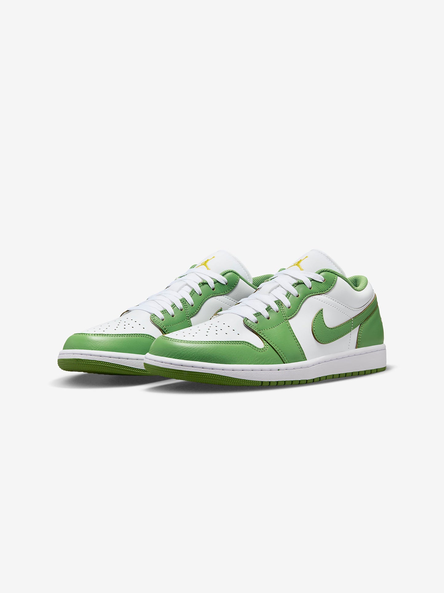 AIR JORDAN 1 LOW SE  (WHITE/CHLOROPHYLL-LIGHTENING)