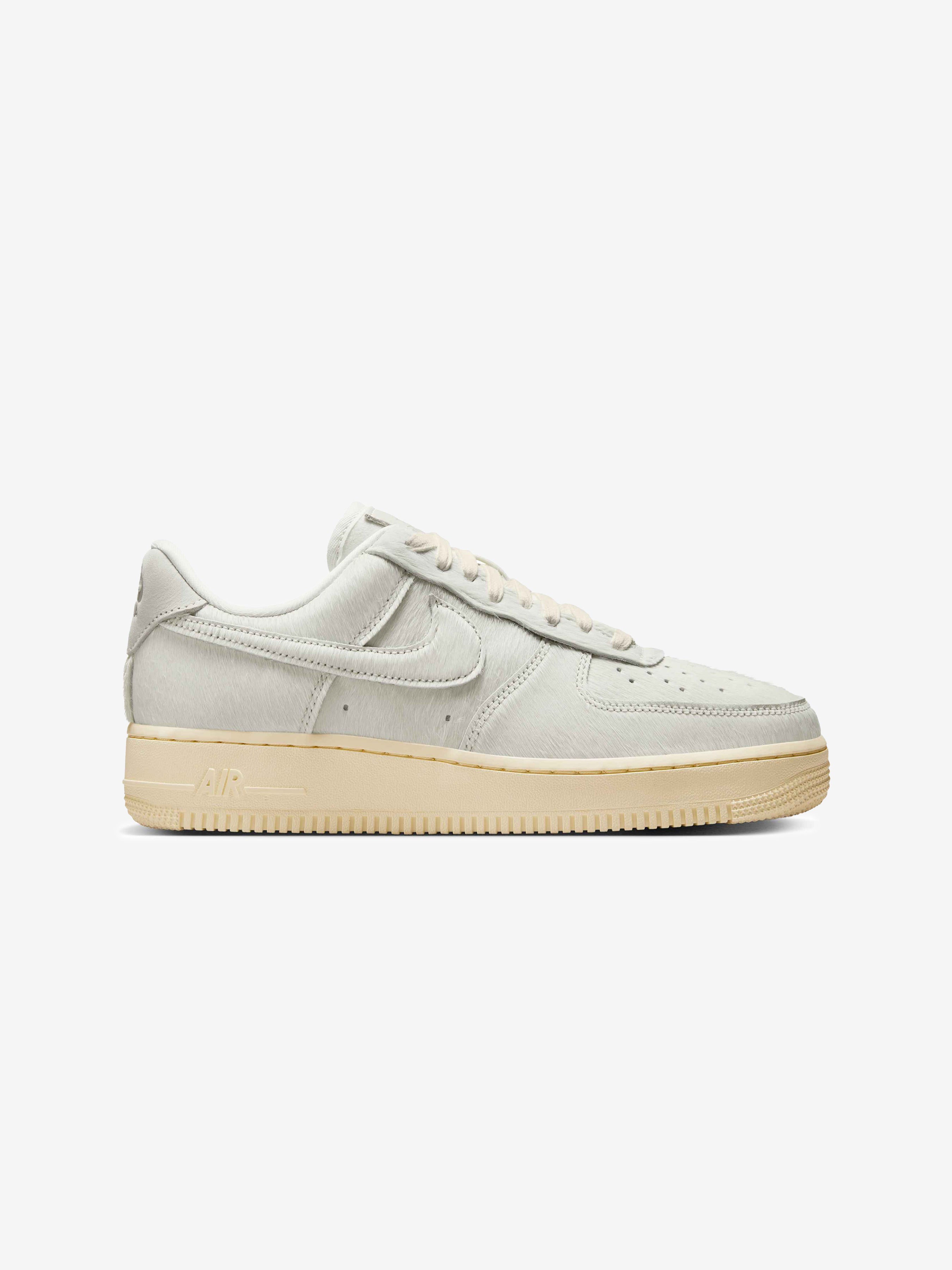 [Nike] WMNS AIR FORCE 1 07 PONY HAIR II7398-001 ★追跡あり Nike Women's Nike Air Force 1 Low '07 Pony Hair (Sail/Muslin