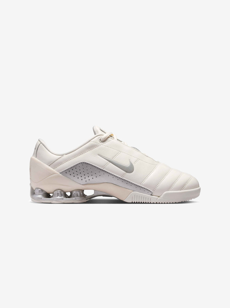 Women's Nike Total 90 Shox Magia "Sail Metallic Silver"