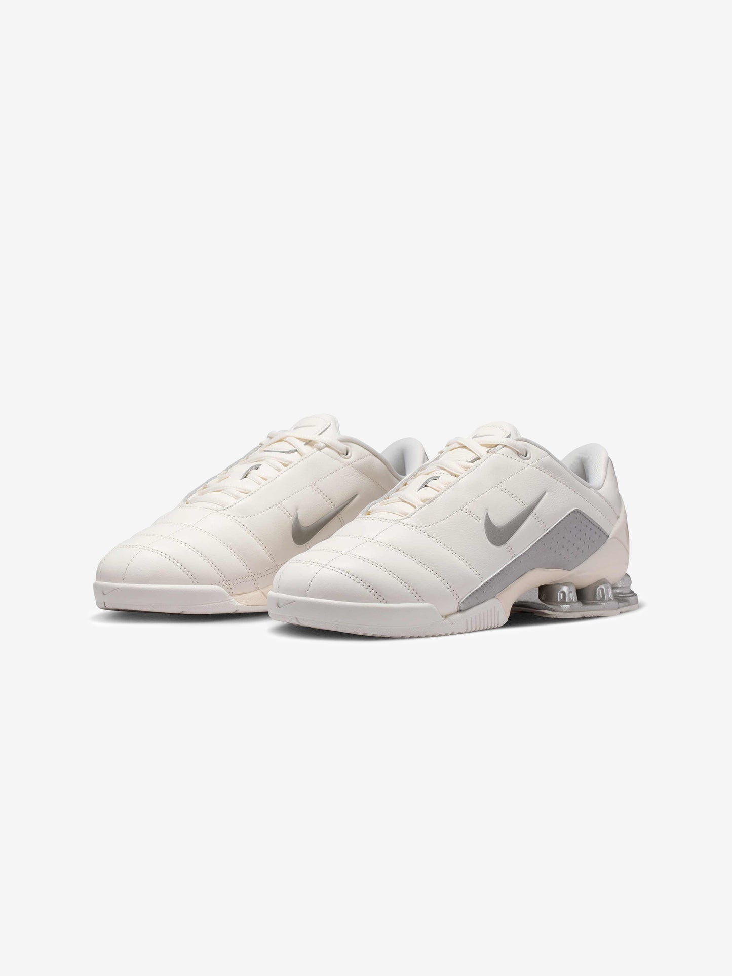 Women's Nike Total 90 Shox Magia "Sail Metallic Silver"