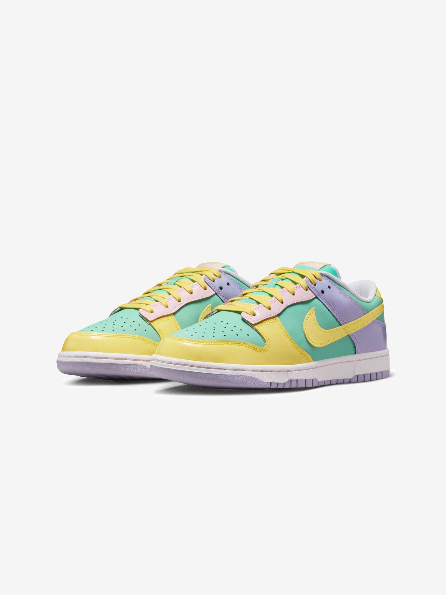 Nike Dunk Low Retro "Easter"
