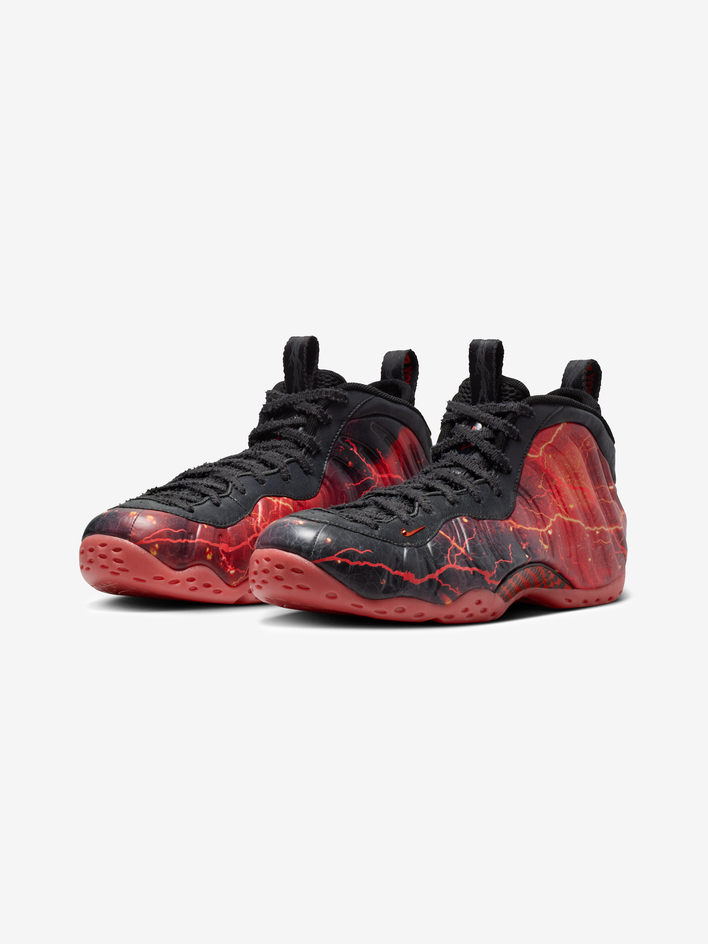 Nike Air Foamposite One x Stranger Things (BLACK/BRIGHT CRIMSON-OFF NOIR)