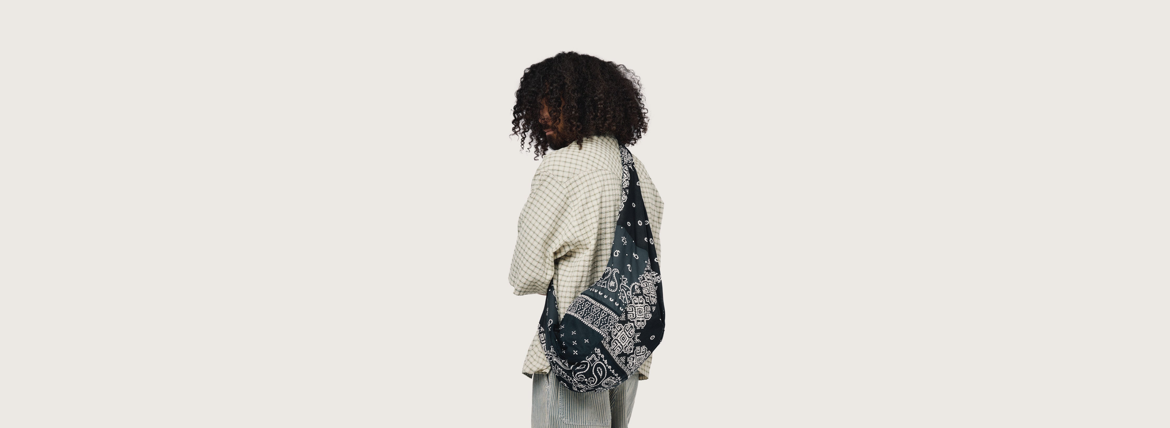 国内発送 関税込 Jordan x Union Crewneck クルーネック Jordan X Union Crewneck White Onyx - Buy at Hypeneedz