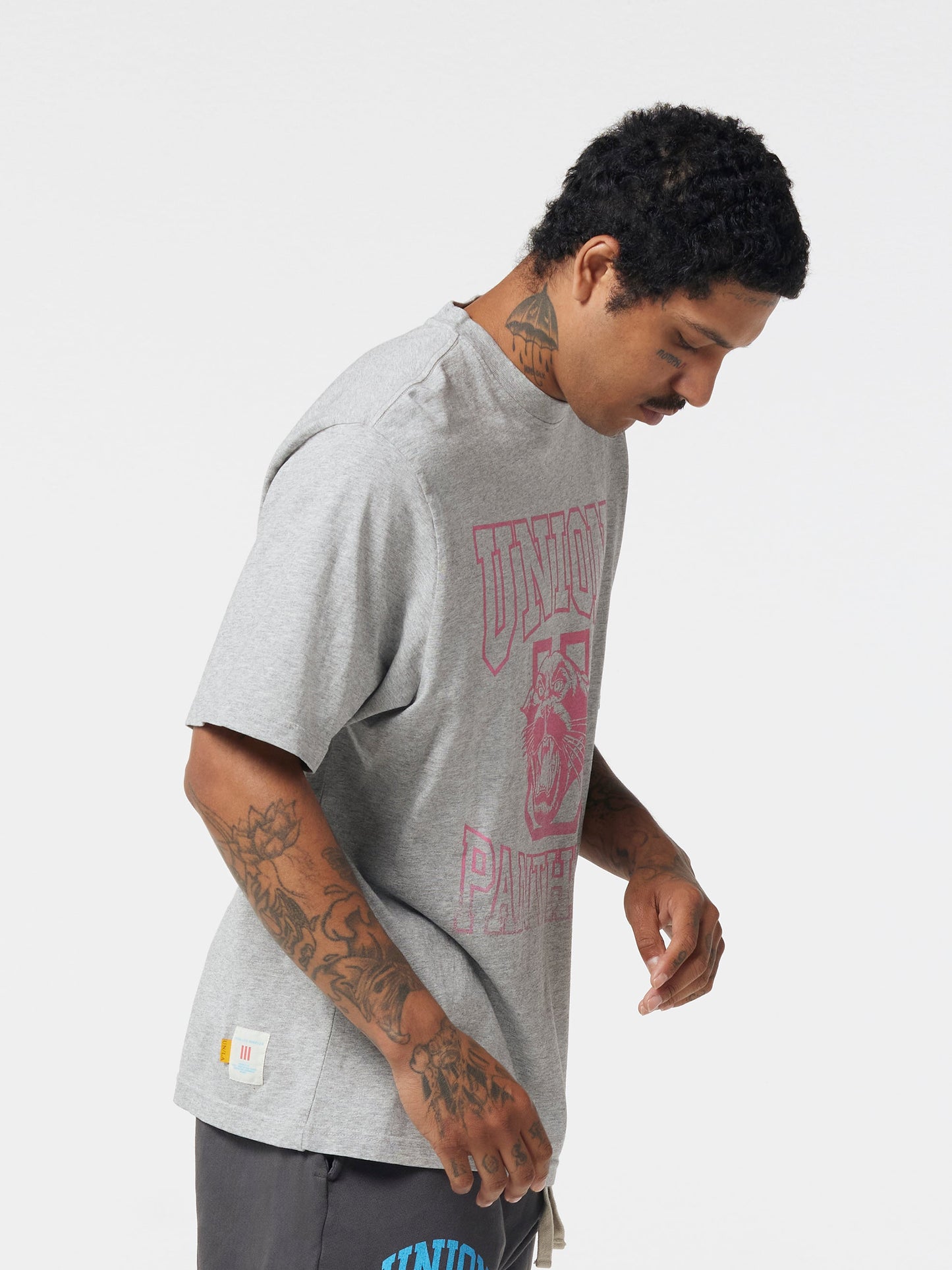 Seale Tee (Heather Grey)