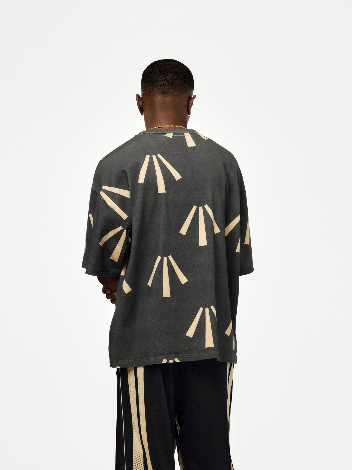 DALY SS TEE (DARK GREY)