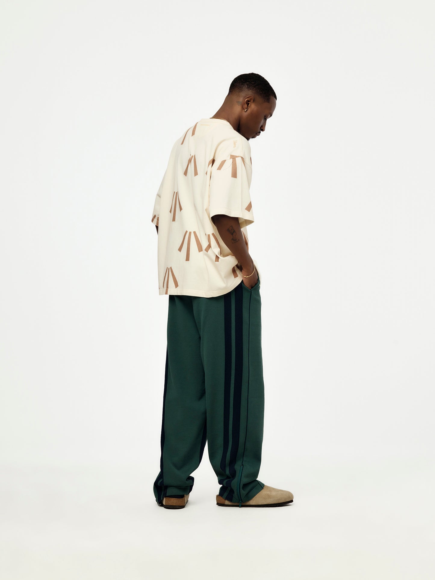 DALY SS TEE (KHAKI/ TAN)