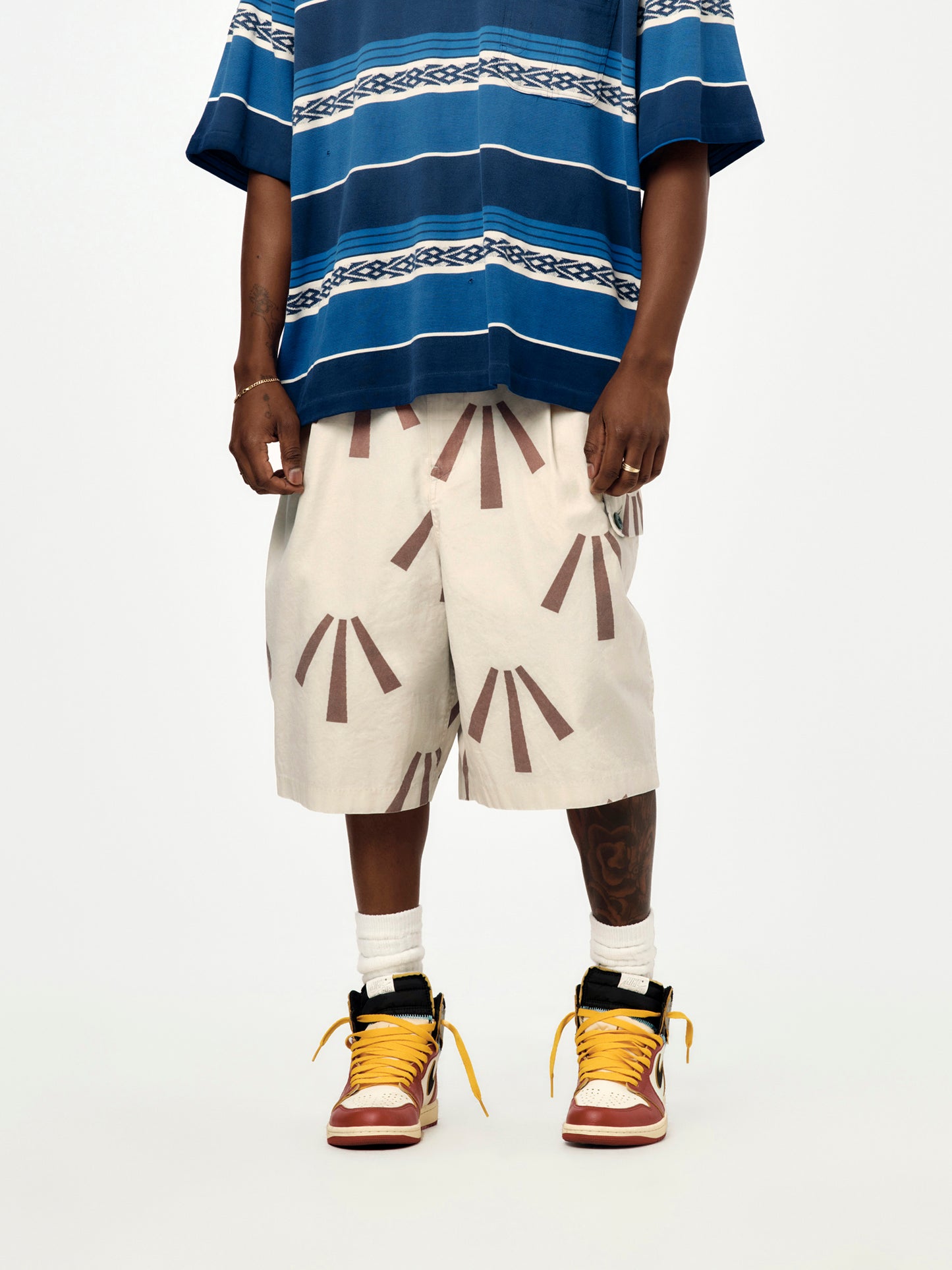 SHAW SHORT (KHAKI/ TAN)