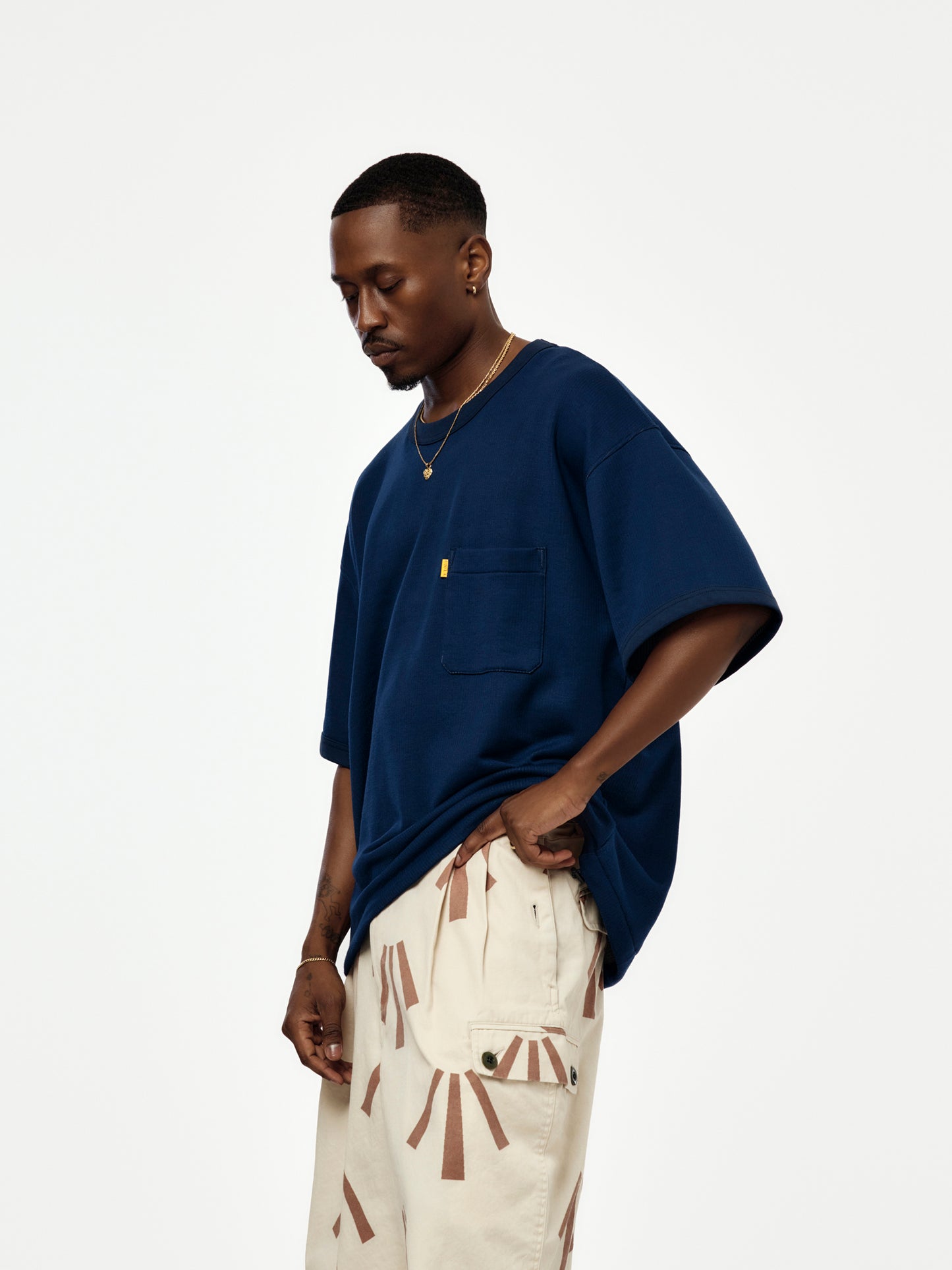 ECHO TEE (NAVY)