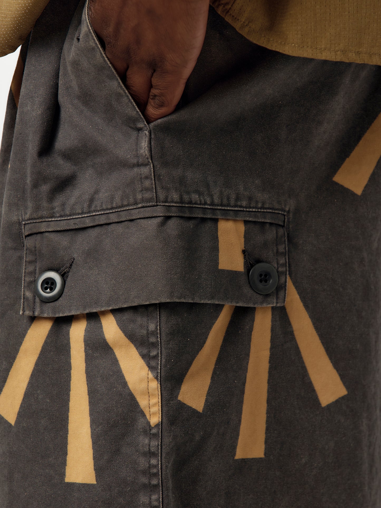 SHAW SHORT (DARK GREY)