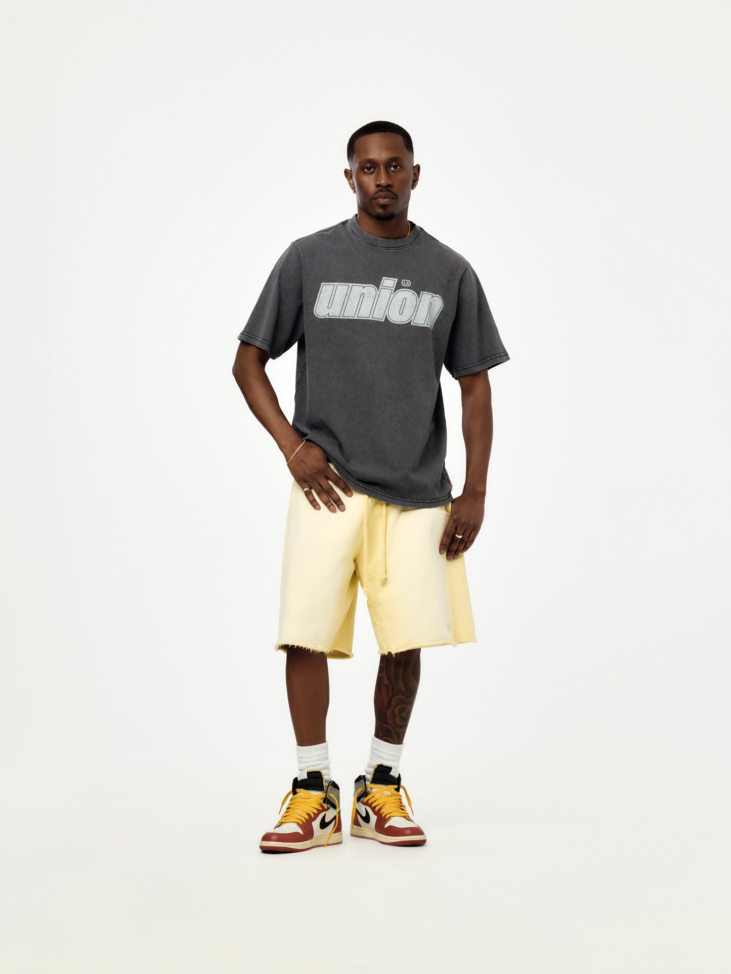 ITALICS TEE (VINTAGE BLACK)
