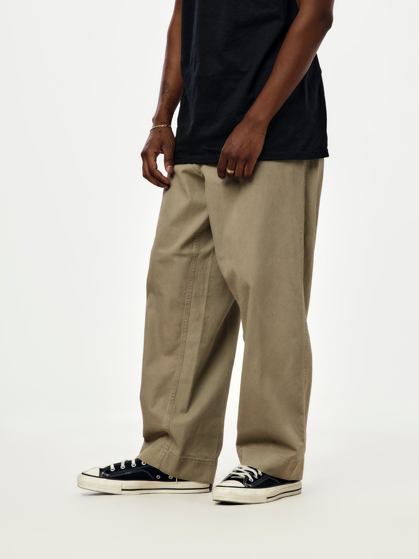 A.PRESSE Vintage Chino Trousers  (Griege)