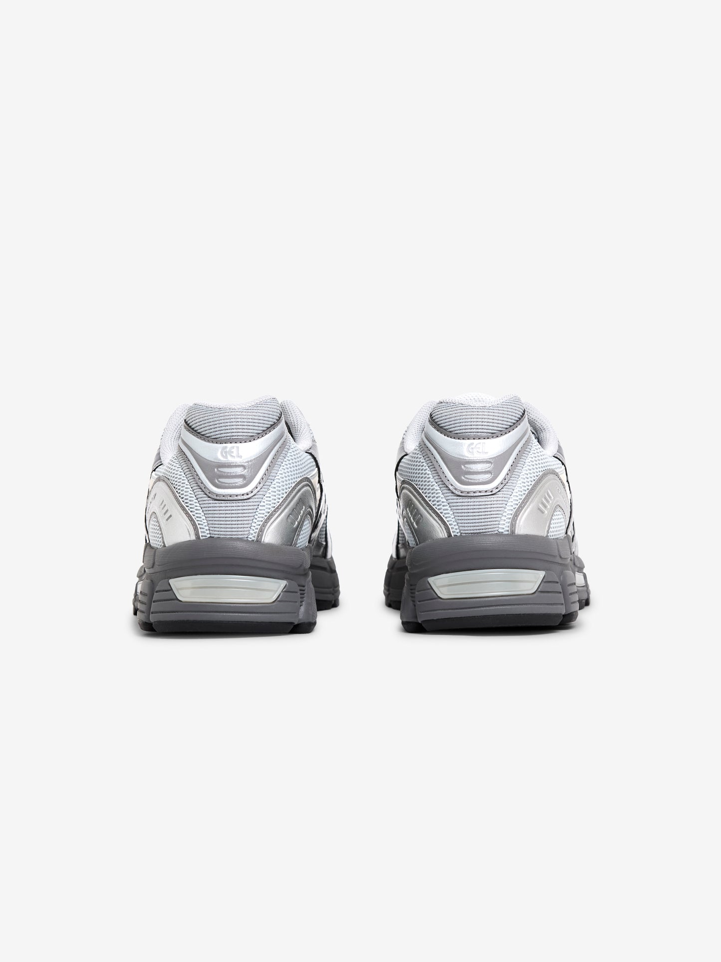 ASICS GEL-STRATUS MC (Concrete/Carbon)