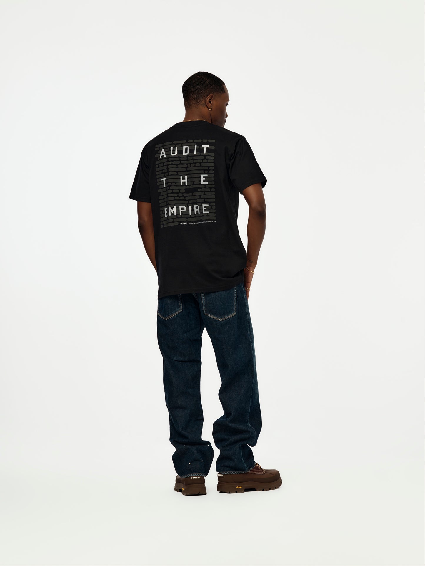 Funmilayo Ransome-Kuti T-Shirt (Black)