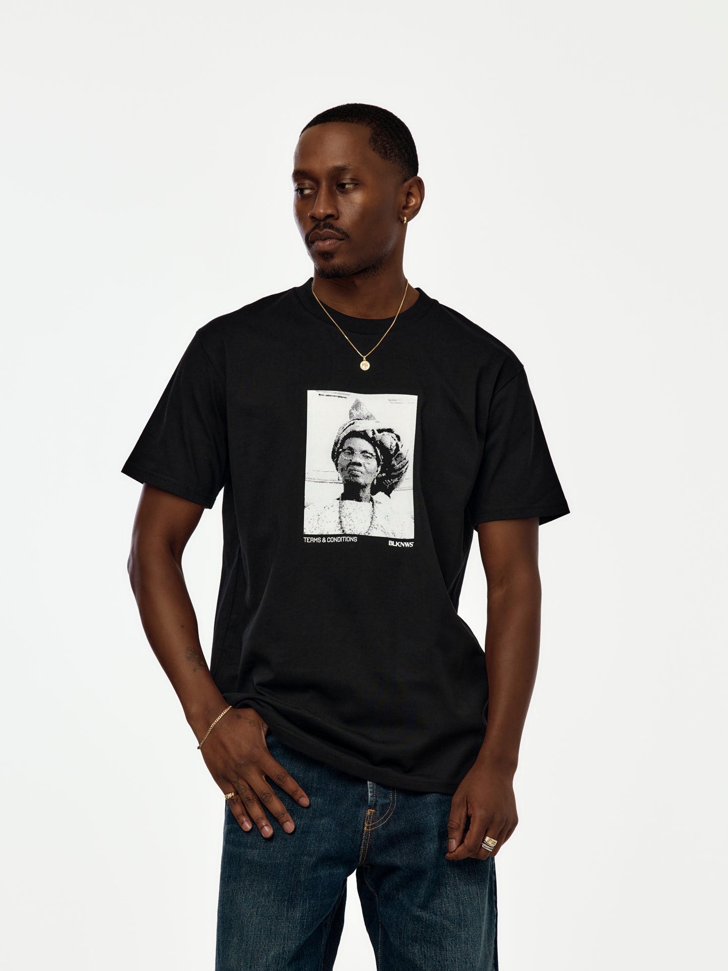 Funmilayo Ransome-Kuti T-Shirt (Black)