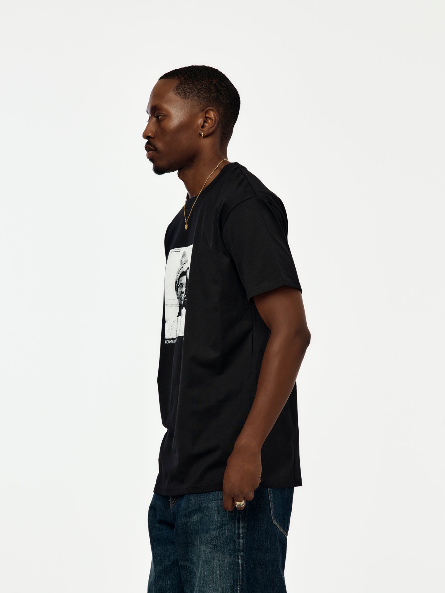 Funmilayo Ransome-Kuti T-Shirt (Black)