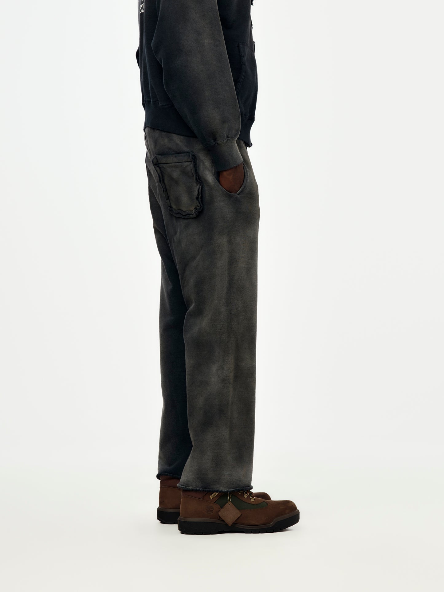 #7 Vinyl Aged Sweatpants (Black)