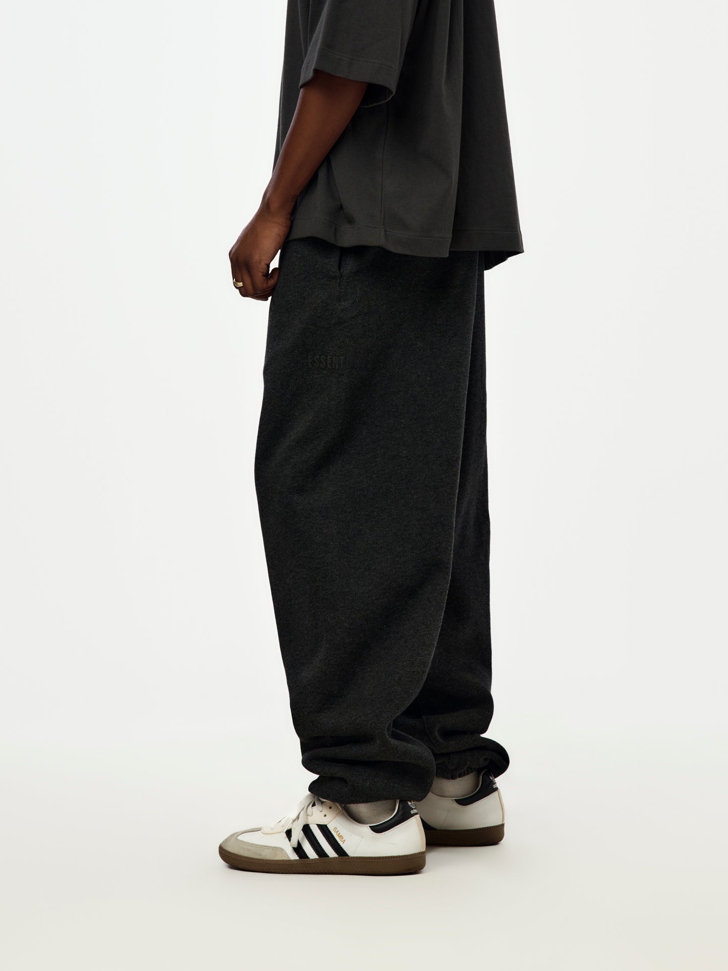 CLASSIC FLEECE SWEATPANT (IRON GREY HEATHER)