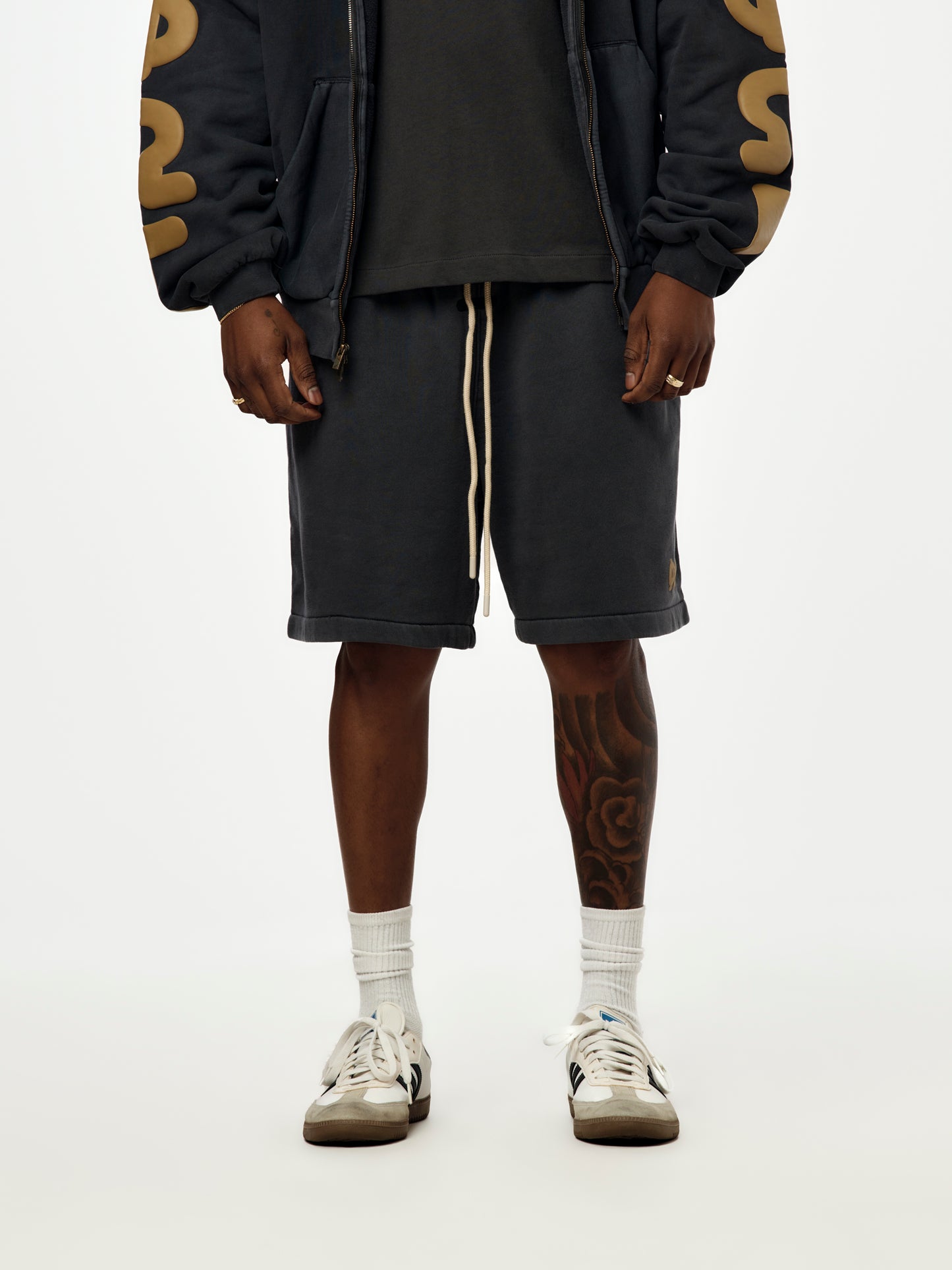 CLASSIC SHORT (WASHED IRON GREY)