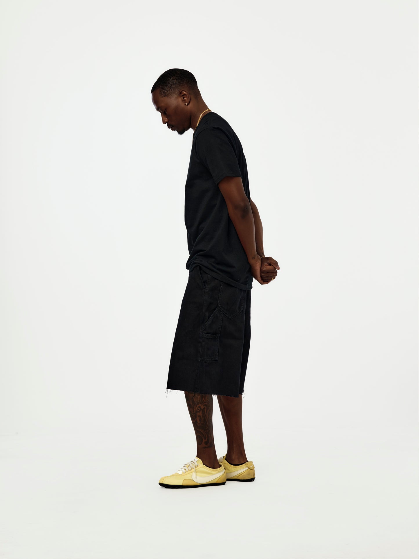 RAW CUT 5-POCKET SHORT (OVERDYED BLACK)