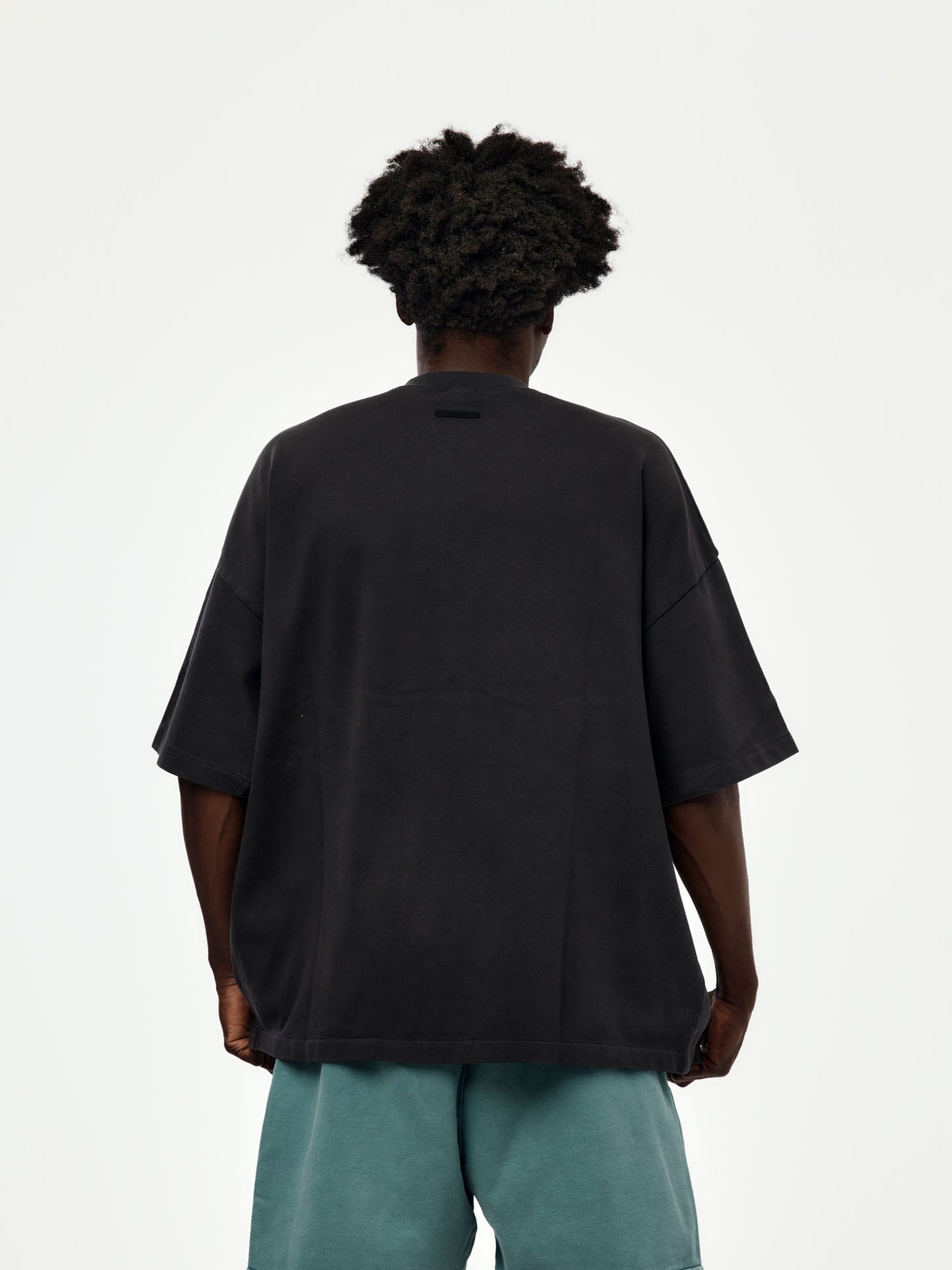 SIGNATURE 90'S SHORT SLEEVE TEE (FADED BLACK)