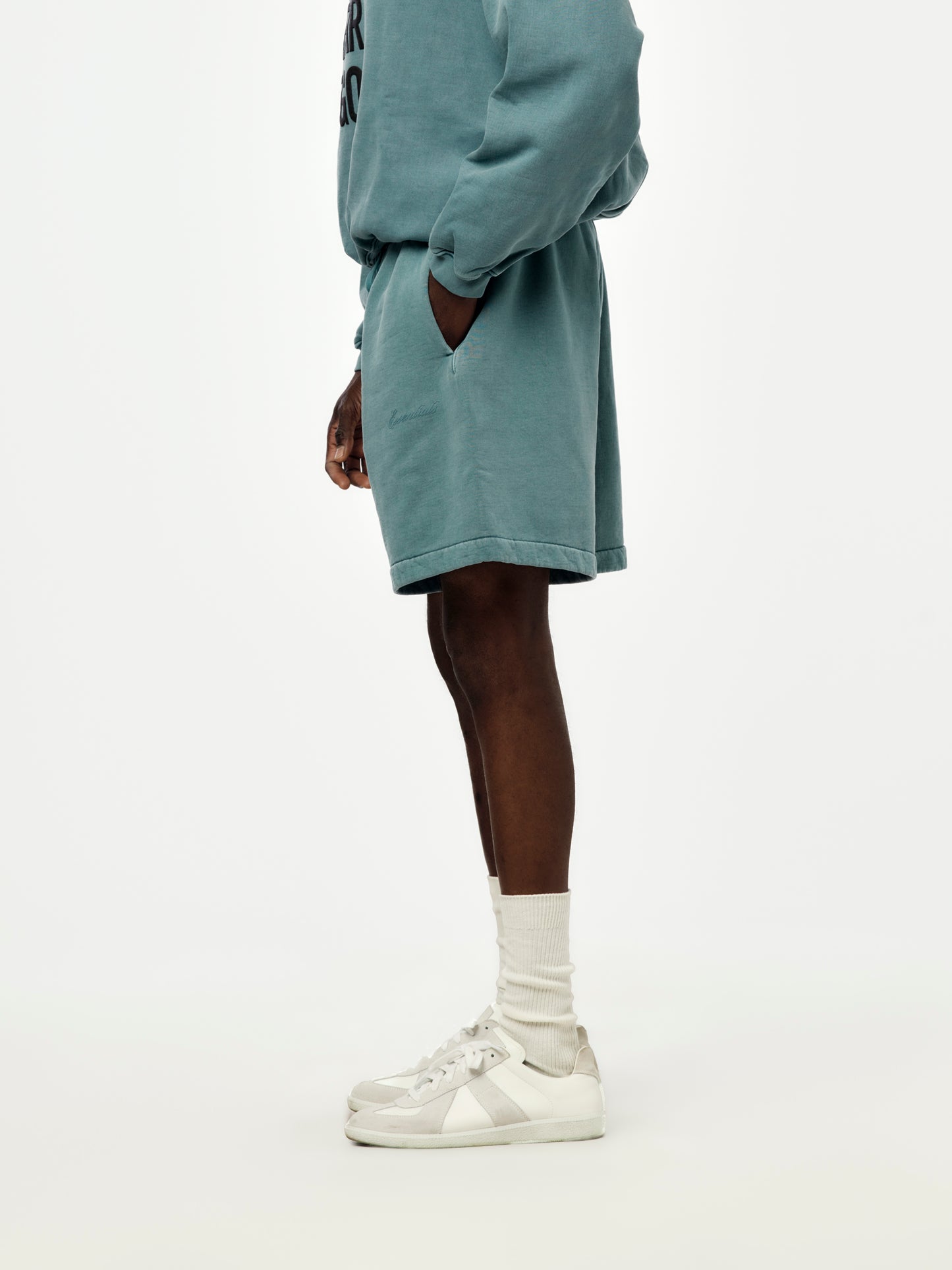 SIGNATURE CLASSIC SHORT (FADED COASTAL)